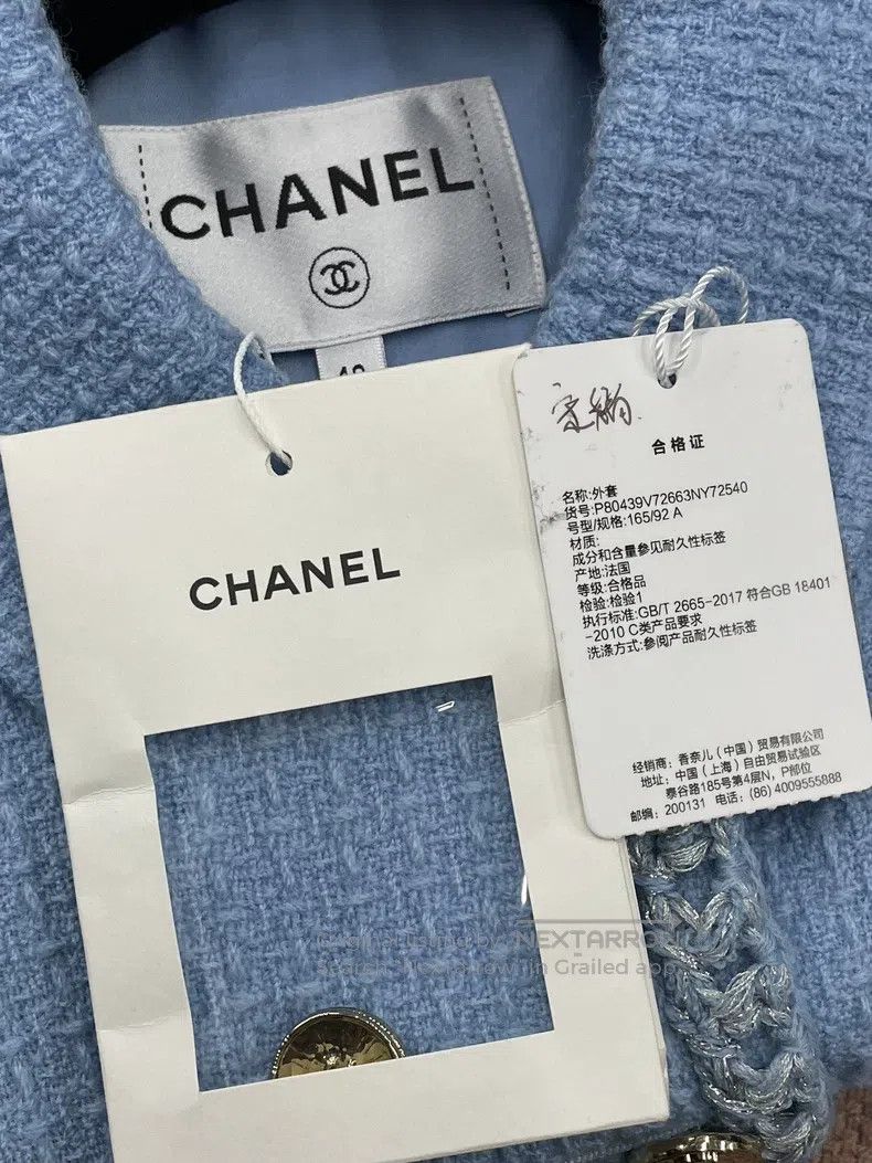 Chanel Chanel 25B blue tweed jacket Size S / US 4 / IT 40 - 4 Thumbnail