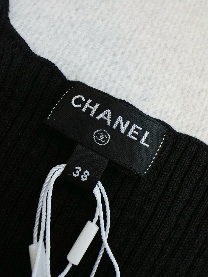Chanel Chanel 22P black lion buckle knitted suspender Size XS / US 0-2 / IT 36-38 - 7 Thumbnail