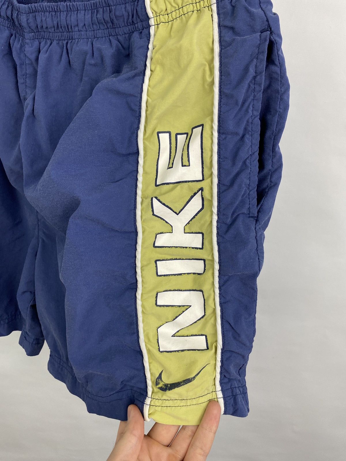 Nike 🇺🇸 Vintage 90s Nike Nylon Shorts Rare Retro Hype Y2K Size US 34 / EU 50 - 3 Thumbnail