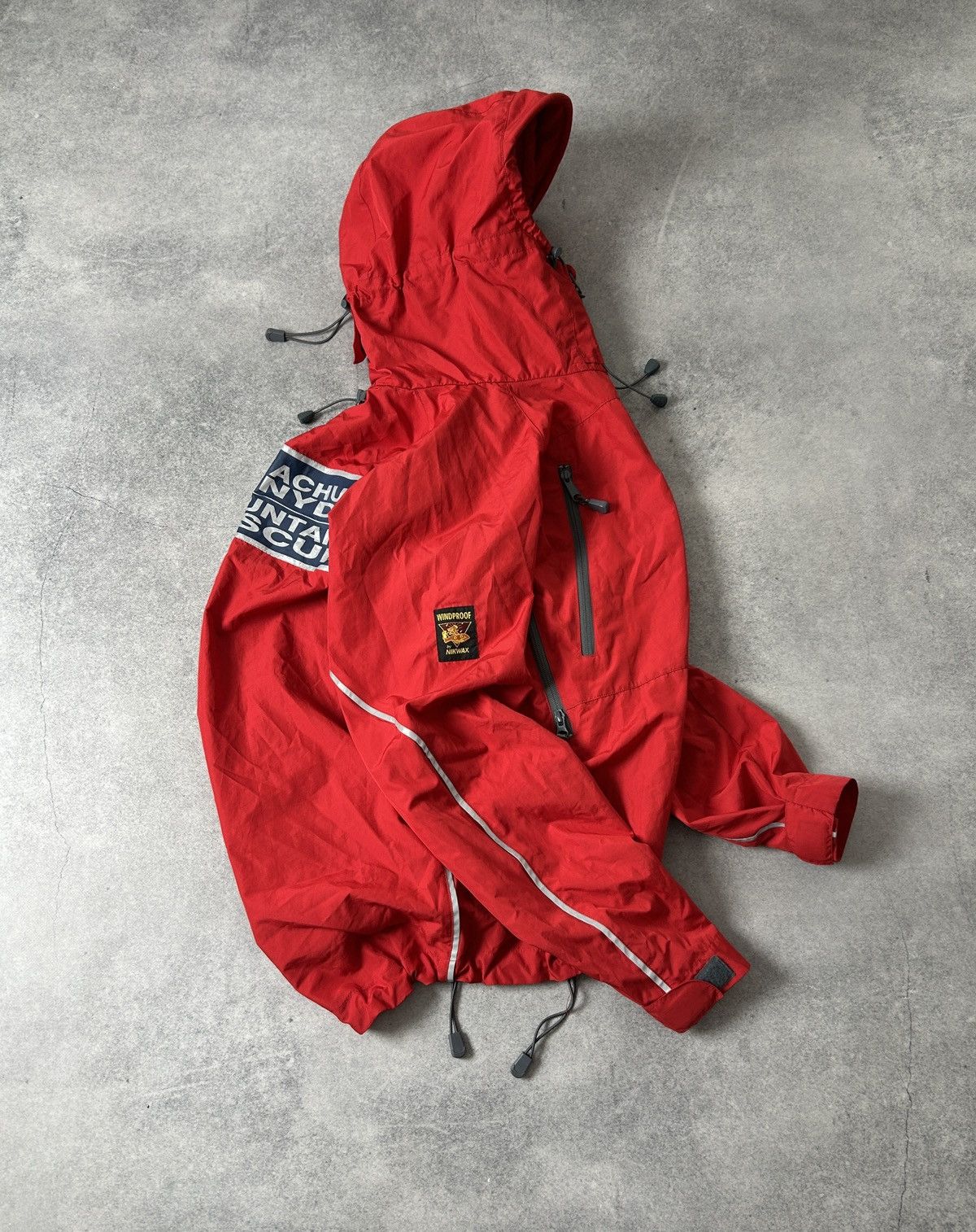 Vintage Nickwax Pelikamo Windproof Mountain Rescue red jacket Size US M / EU 48-50 / 2 - 1 Thumbnail