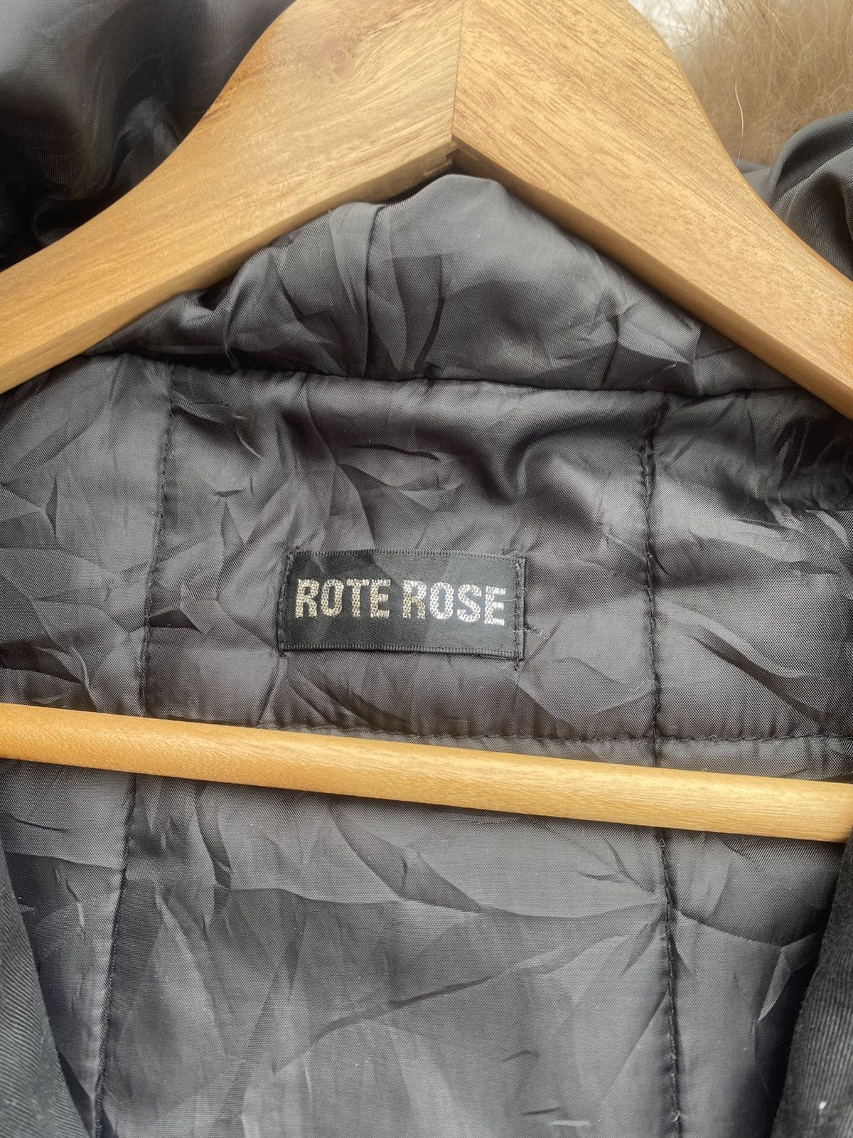 Japanese Brand Rare Rote Rose Japanese Brand Furry Jacket Size US S / EU 44-46 / 1 - 8 Thumbnail
