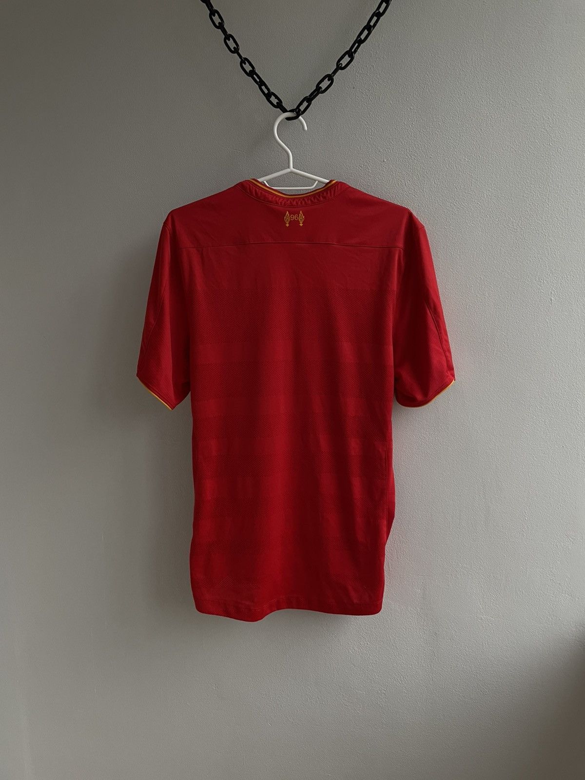 Vintage Liverpool 2016 2017 Home Football Shirt Soccer Jersey Size US M / EU 48-50 / 2 - 13 Thumbnail
