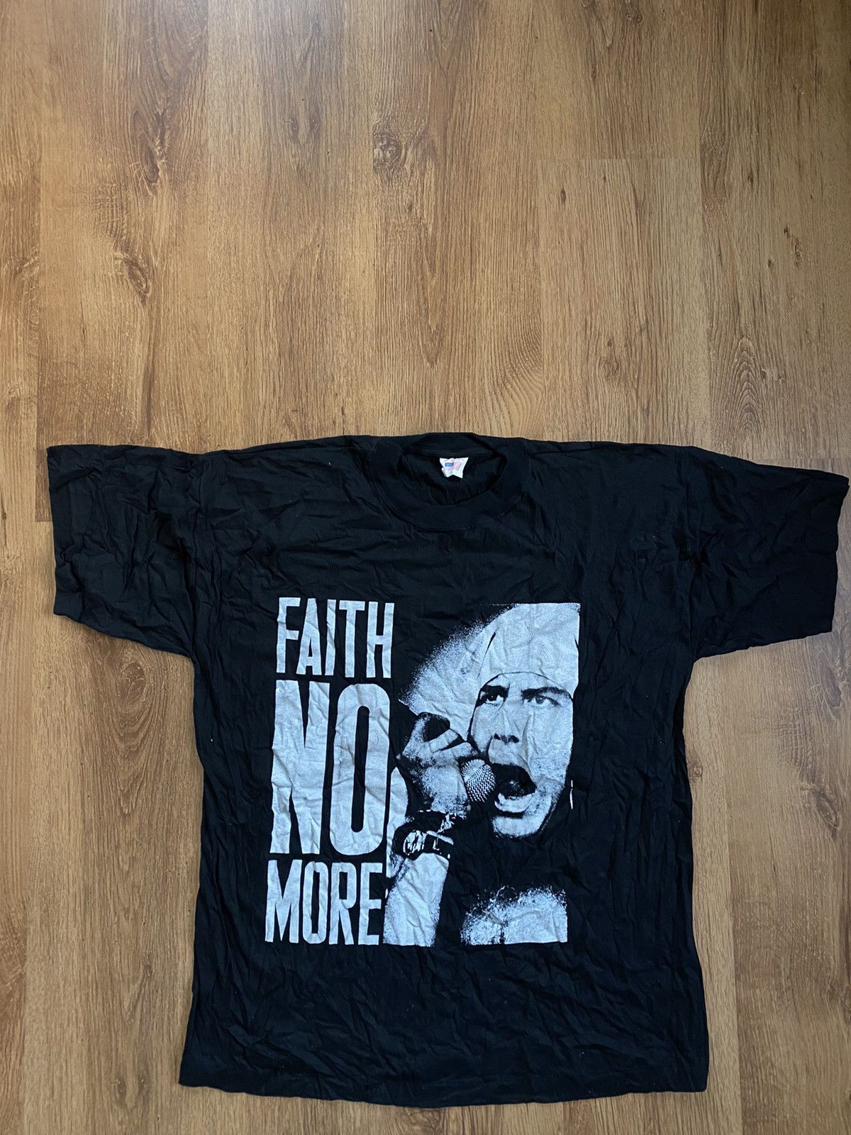 image of Band Tees x Rock T Shirt Vintage 90's Faith No More Big Logo Single Stich Tee in Black (Size XL)