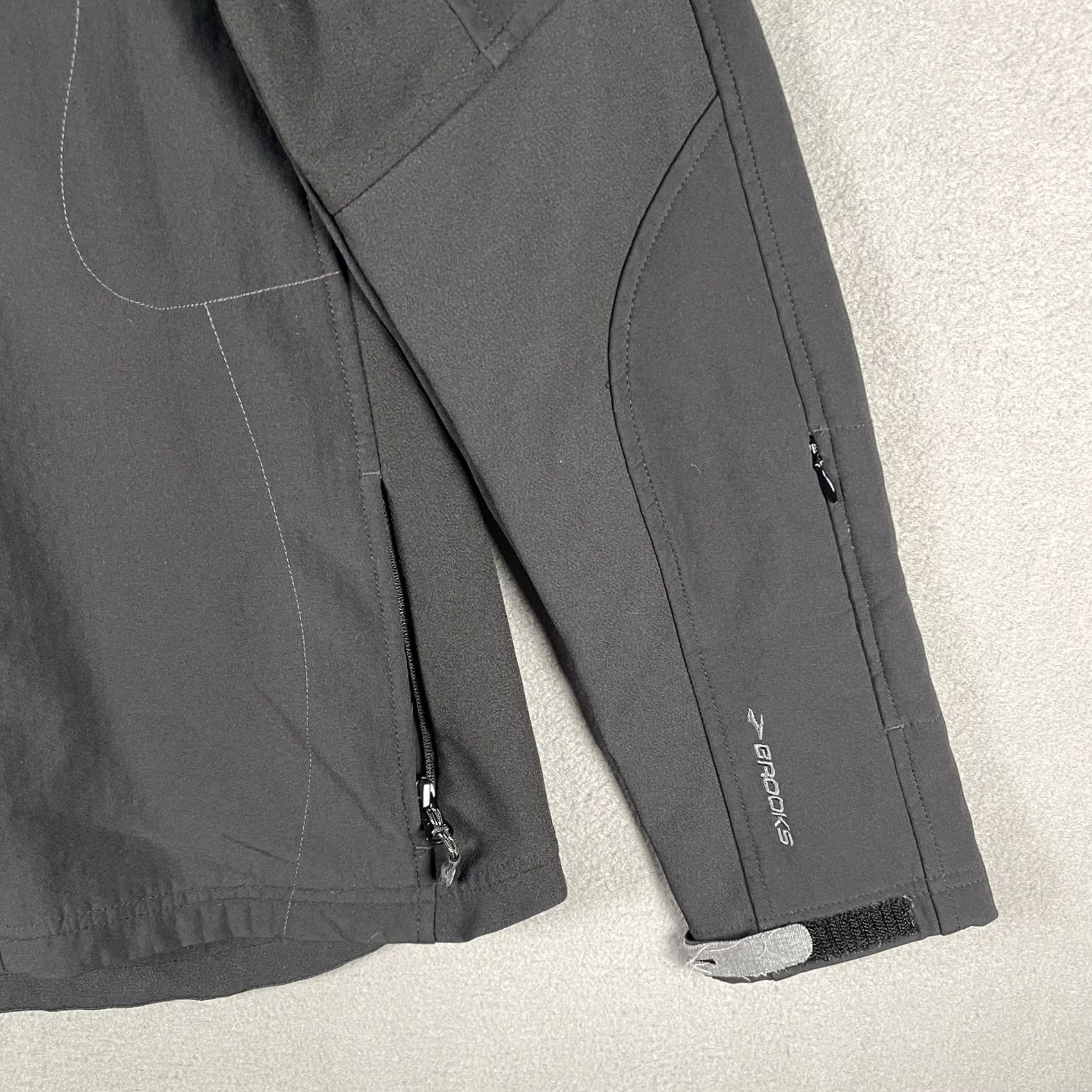 Brooks Brooks Jacket Womens Medium Black Brooks Shelter Technology Full Zip Running Size M / US 6-8 / IT 42-44 - 5 Thumbnail