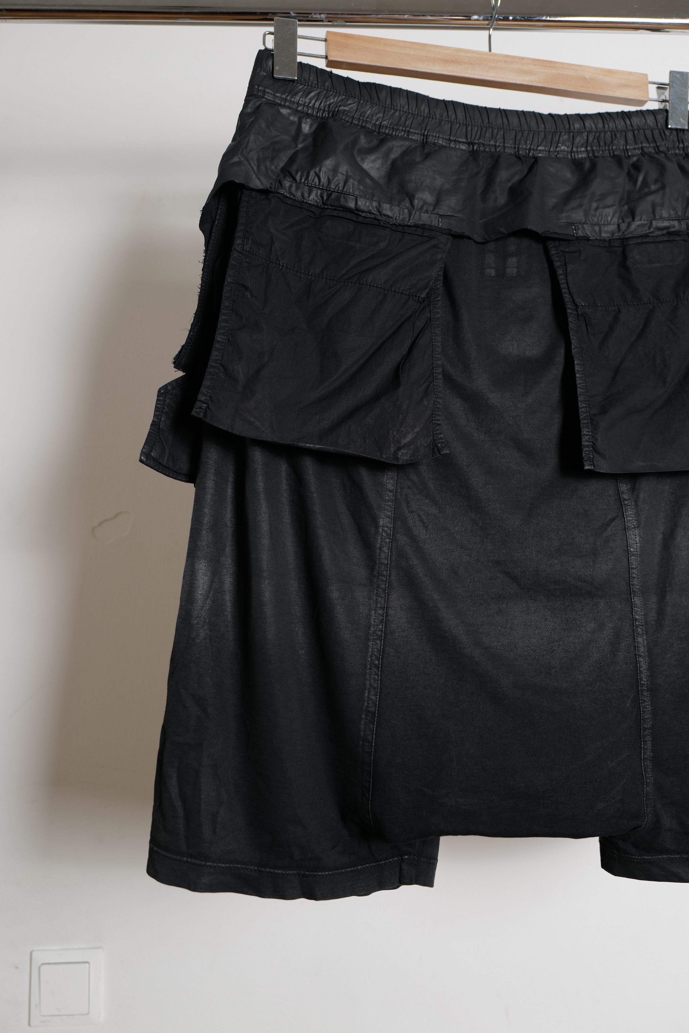 Rick Owens ARCHIVE WAXED INSIDEOUT SHORTS Size US 34 / EU 50 - 14 Thumbnail
