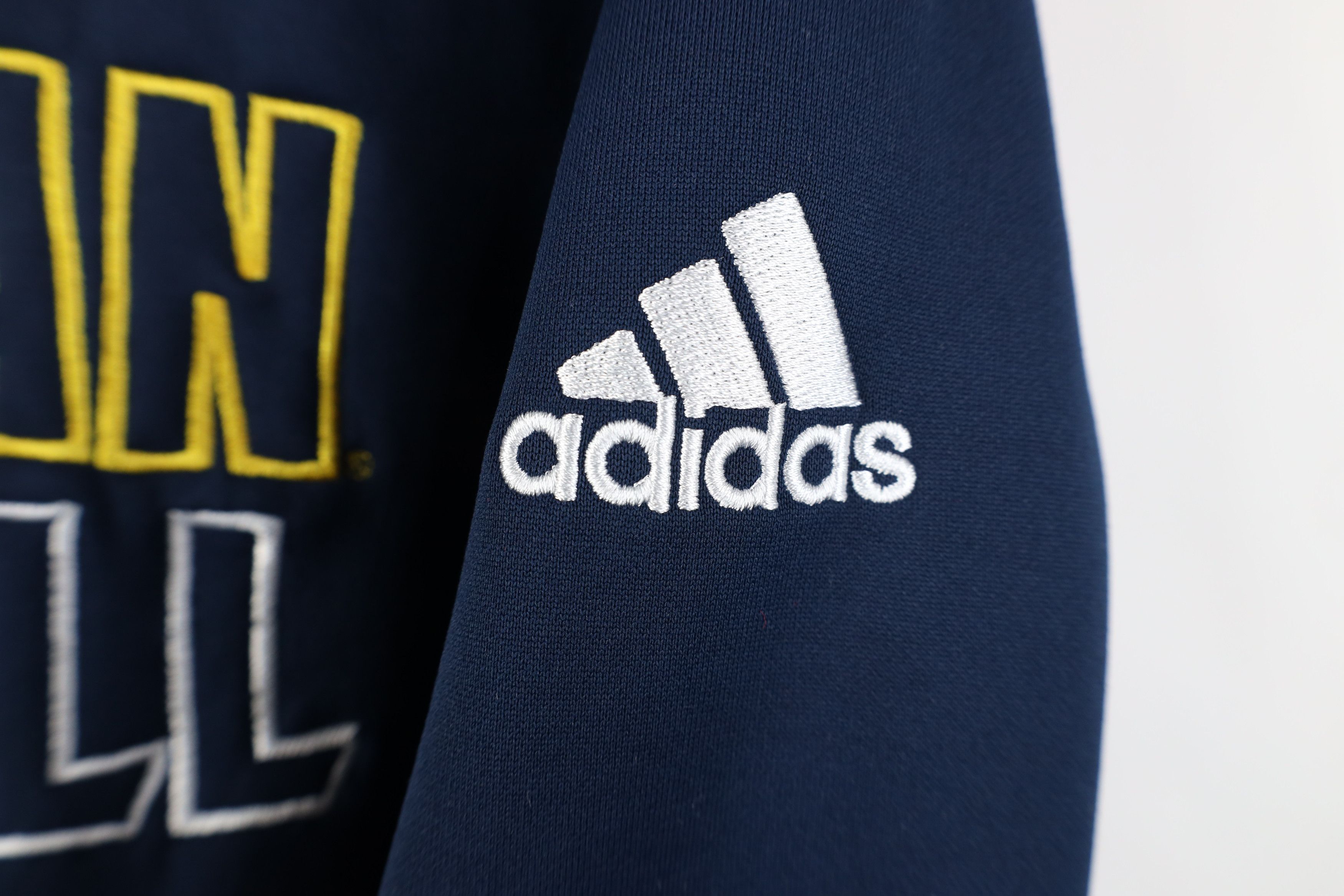 Adidas Vintage Adidas University of Michigan Football Sweatshirt Size US S / EU 44-46 / 1 - 4 Thumbnail
