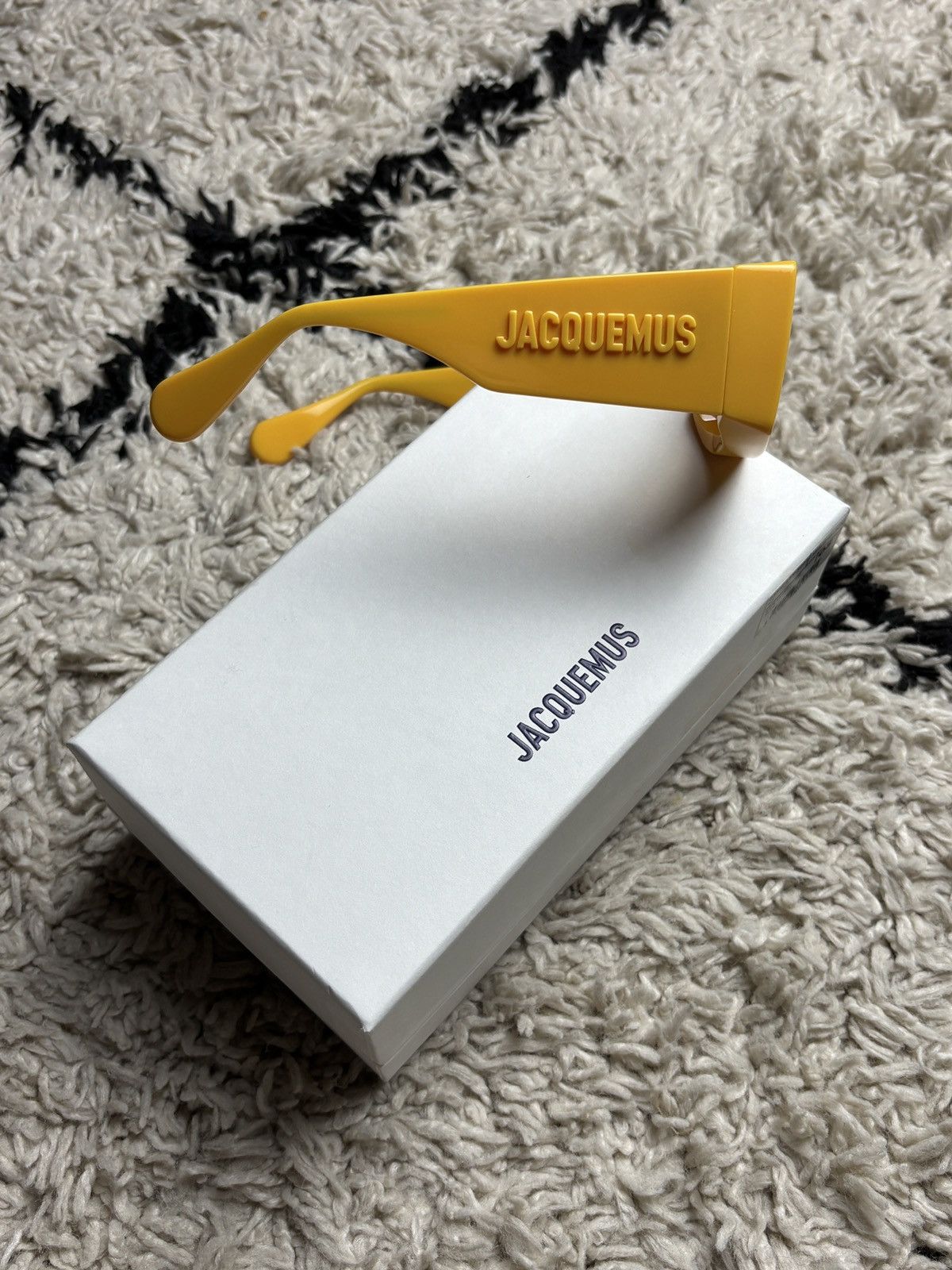 Jacquemus Jacquemus Les Lunettes Tupi Yellow Unisex Sunglasses Size ONE SIZE - 5 Thumbnail