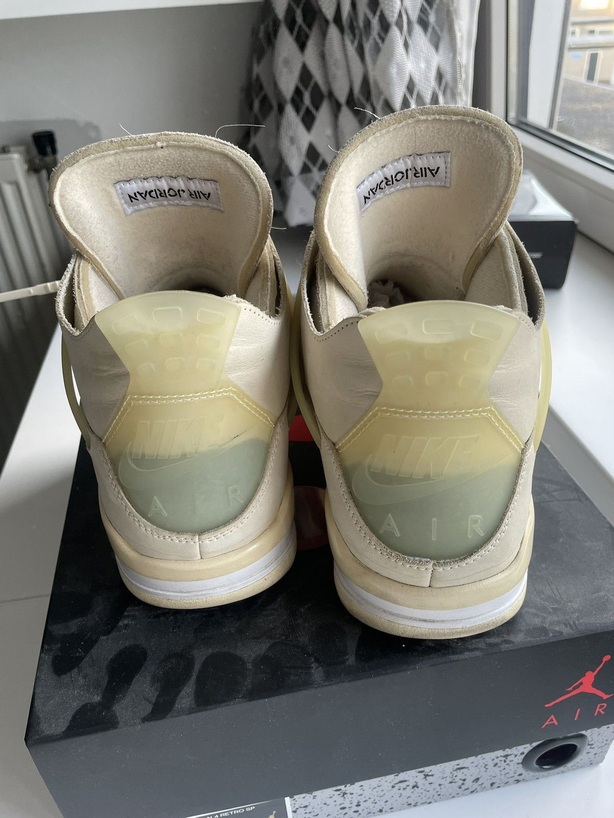 Jordan Brand × Off-White Air Jordan 4 x Off-White “Sail” (W) US 10.5 | EU 44.5 Size US 10.5 / EU 43-44 - 4 Thumbnail