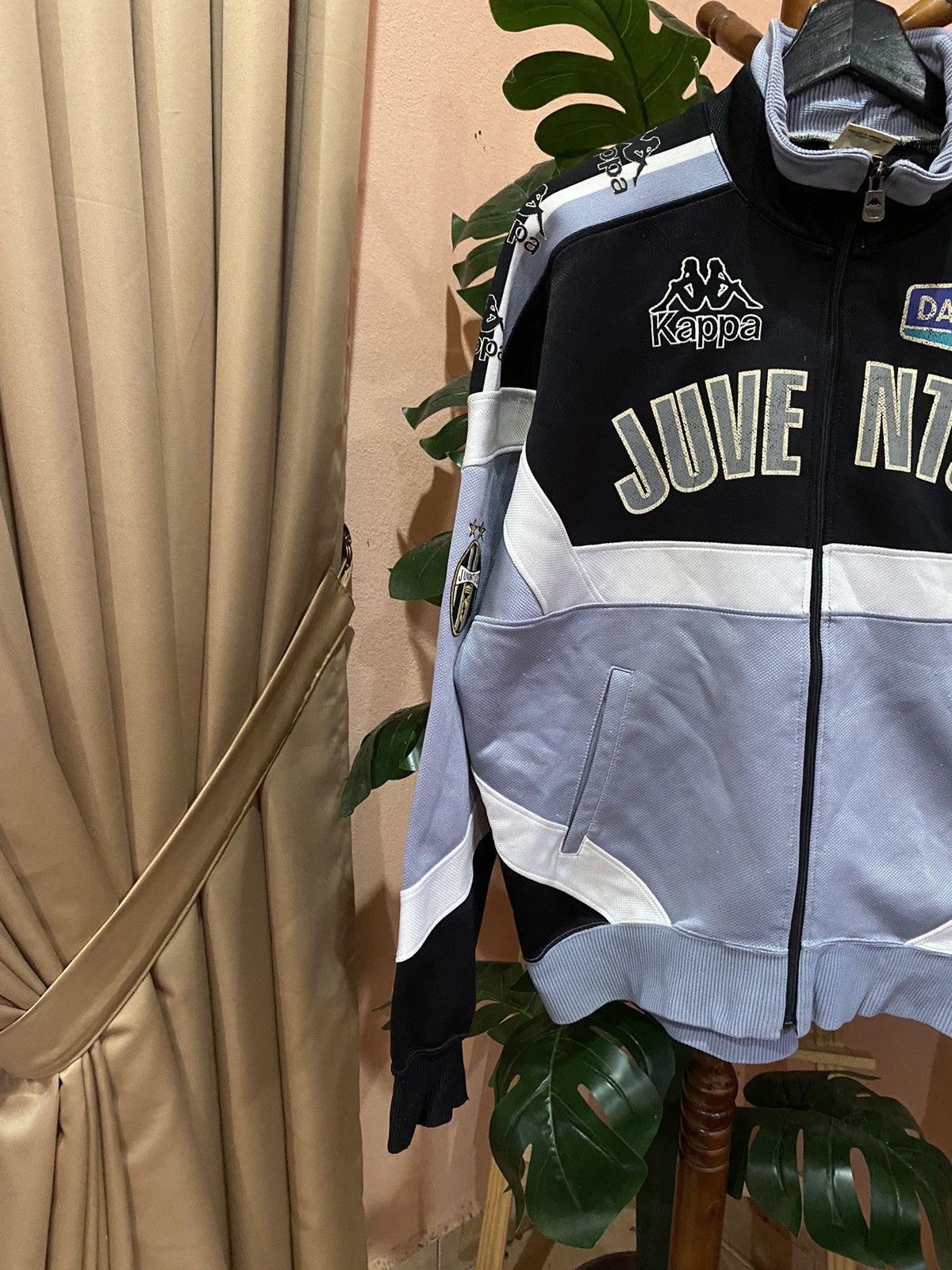 Kappa Vintage Juventus Kappa Danone Jacket Football Memorabilia Size US M / EU 48-50 / 2 - 5 Thumbnail