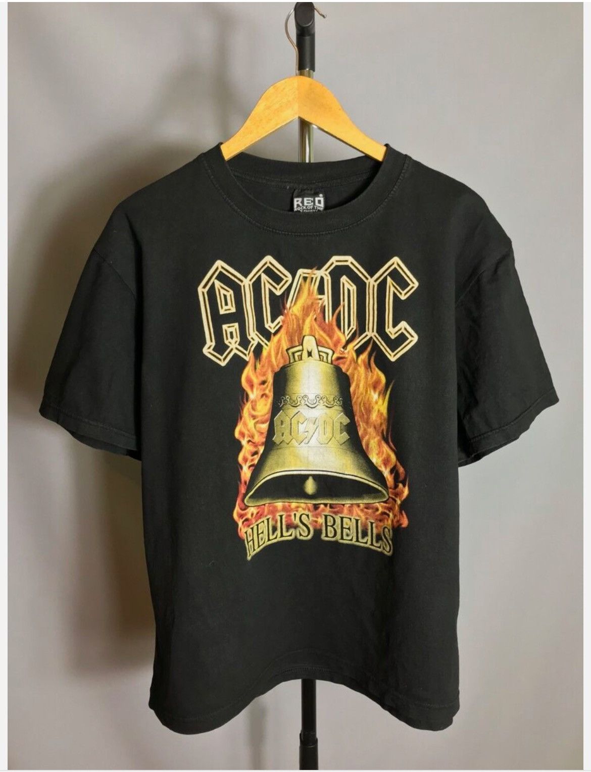AC/DC × Band Tees red rock of the t shirt ac/dc hells bells mens black rock Size US XL / EU 56 / 4 - 1 Thumbnail