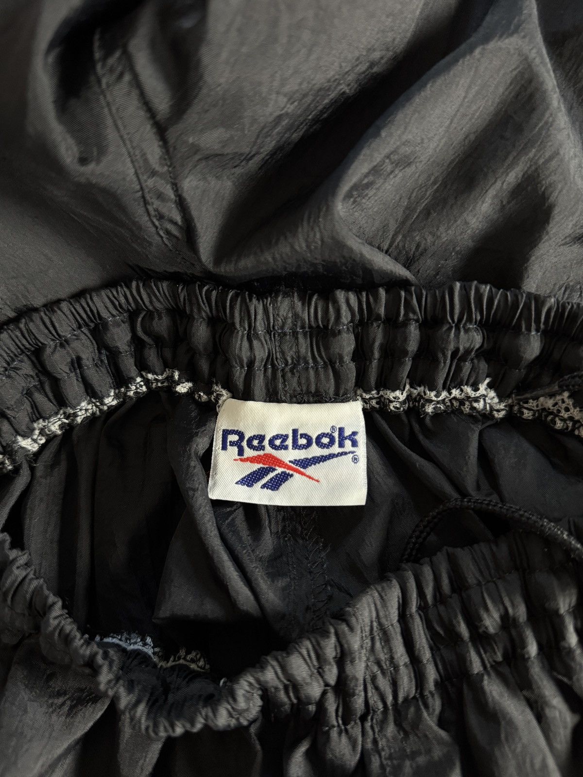 Reebok Reebok Vintage Nylon Shorts Sprinter Boxer Athletic Size M Size US 34 / EU 50 - 7 Thumbnail