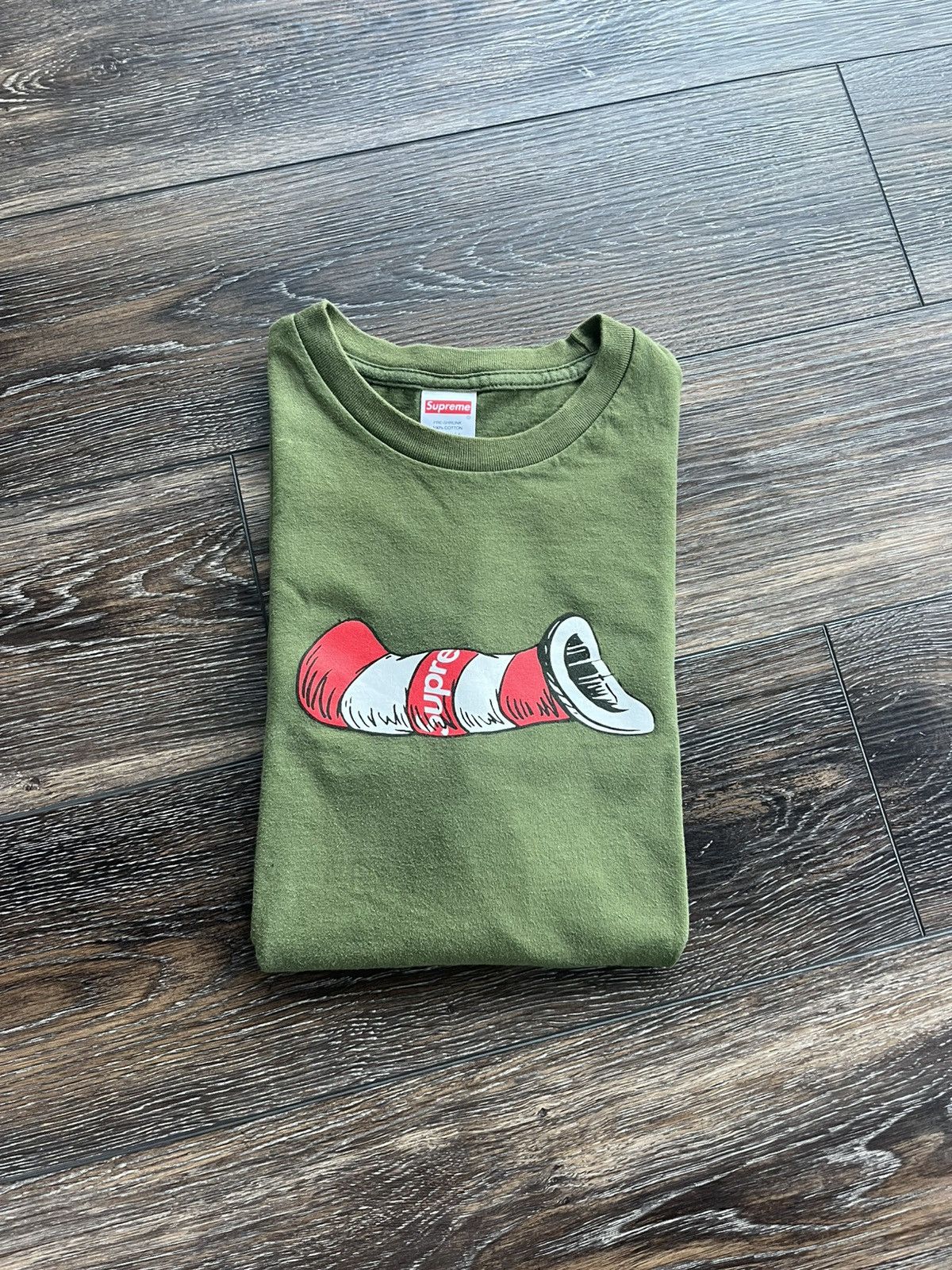 Cat in the hat tee supreme deals