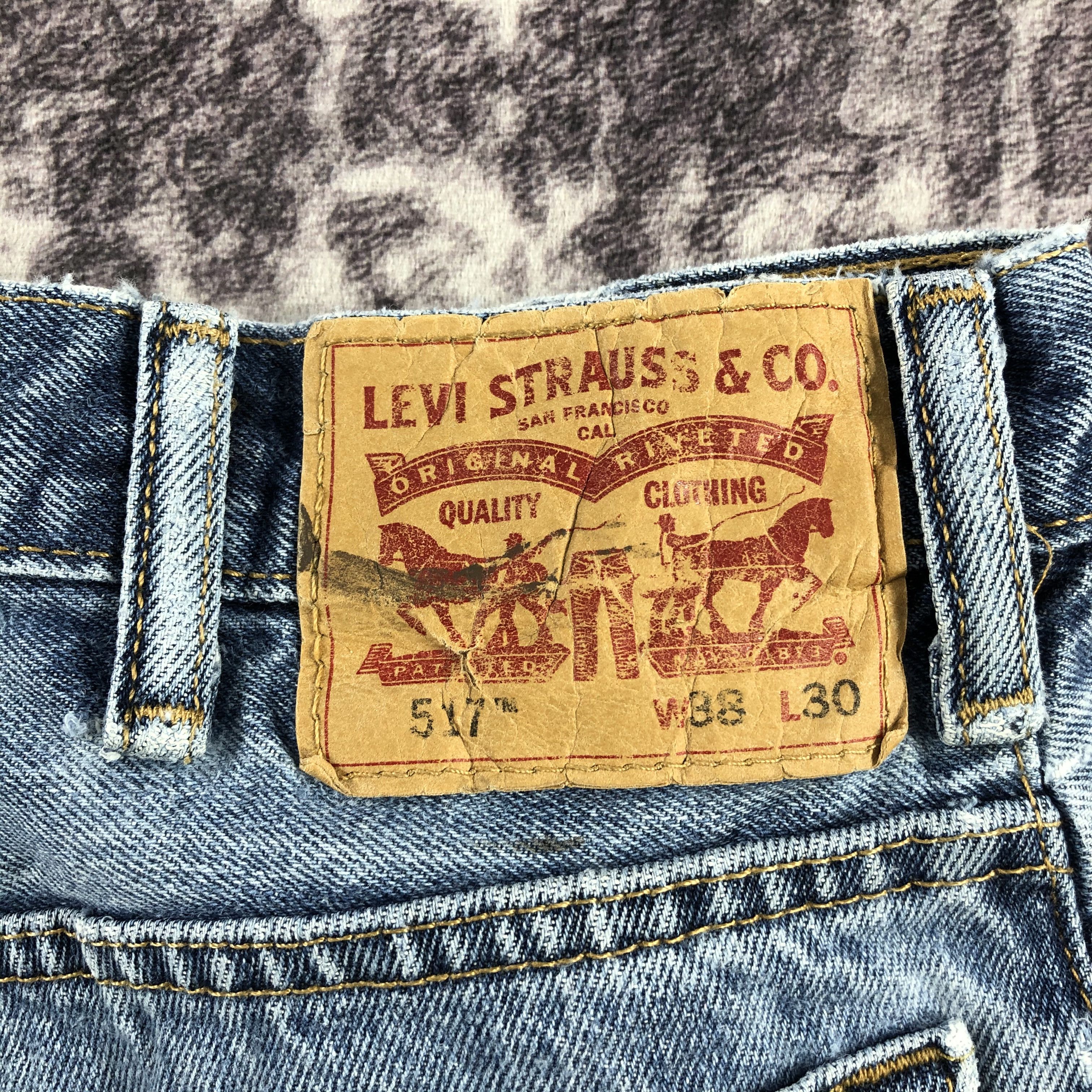 Levi's × Vintage Vintage Blue Wash Levis 517 Flare Jeans-JM2979 Size US 37 - 6 Thumbnail