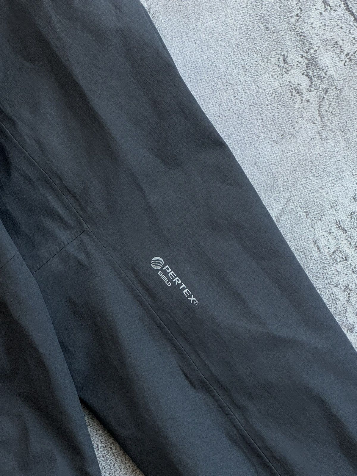 Montane Montane M/size Pertex Shield jacket windbreaker windstoper Size US M / EU 48-50 / 2 - 7 Thumbnail