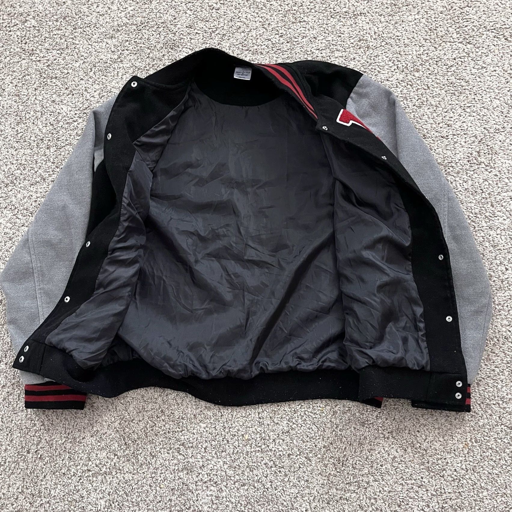 Disney Disney Store Mickey Mouse Letterman Jacket Varsity Coat Snap Lined Black Size Large Mens Size US L / EU 52-54 / 3 - 7 Thumbnail