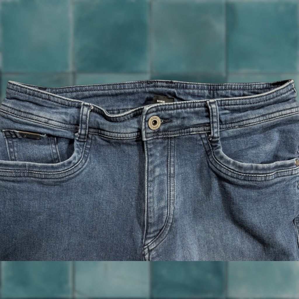 Denime KUHL Denim Jeans Mens 30x30 Indigo Dye Denim Blue Style 5200 Straight 5-Pocket Logo Baggy N/A Size US 34 / EU 50 - 1 Thumbnail