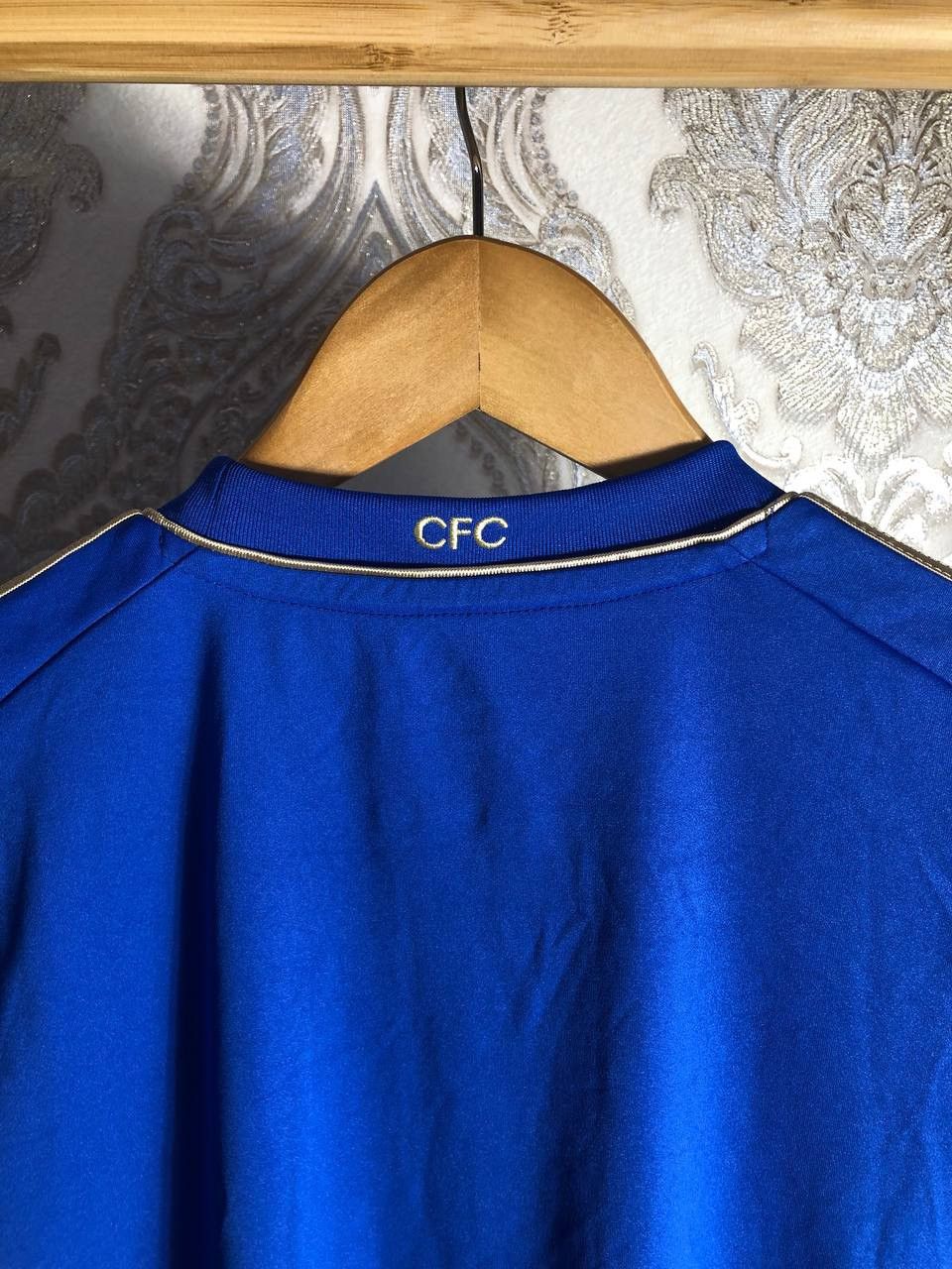 Adidas × Vintage VERY RARE ADIDAS FC CHELSEA ENGLAND SOCCER JERSEY Y2K RETRO Size US S / EU 44-46 / 1 - 8 Thumbnail