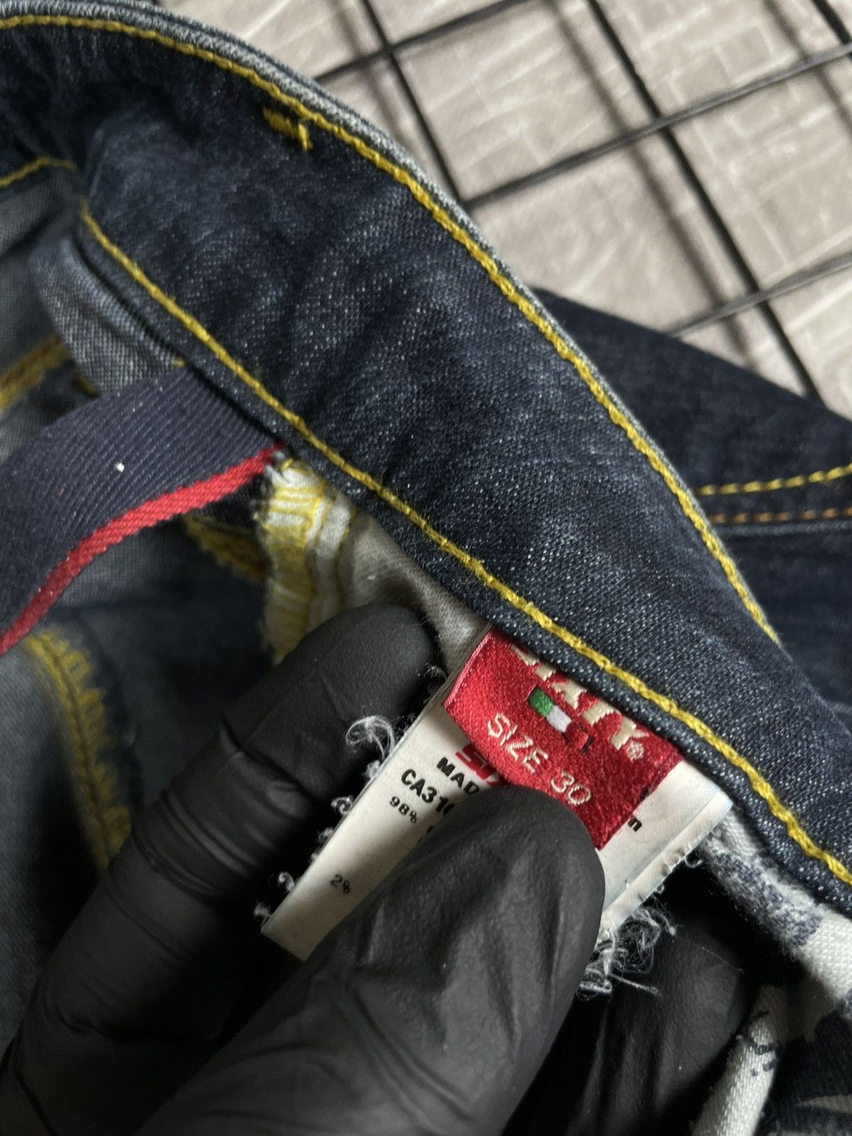 Miss Sixty Miss Sixty Y2K Flared Low Rise Jeans Retro 2000s Boho Style Size 30" / US 8 / IT 44 - 9 Thumbnail