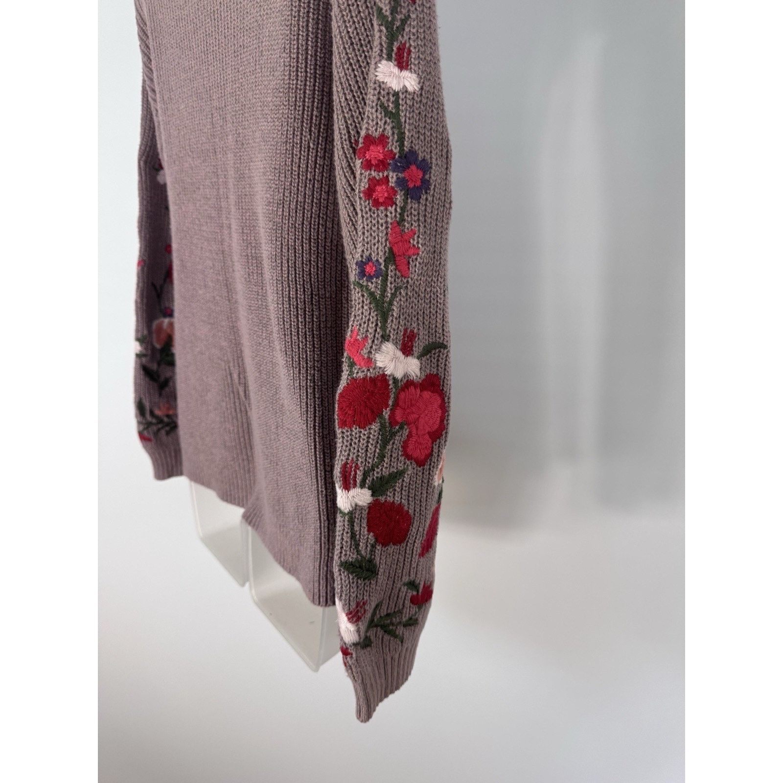 American Eagle Outfitters American Eagle Outfitters Sweater Floral Bishop Sleeves XS Size XS / US 0-2 / IT 36-38 - 4 Thumbnail