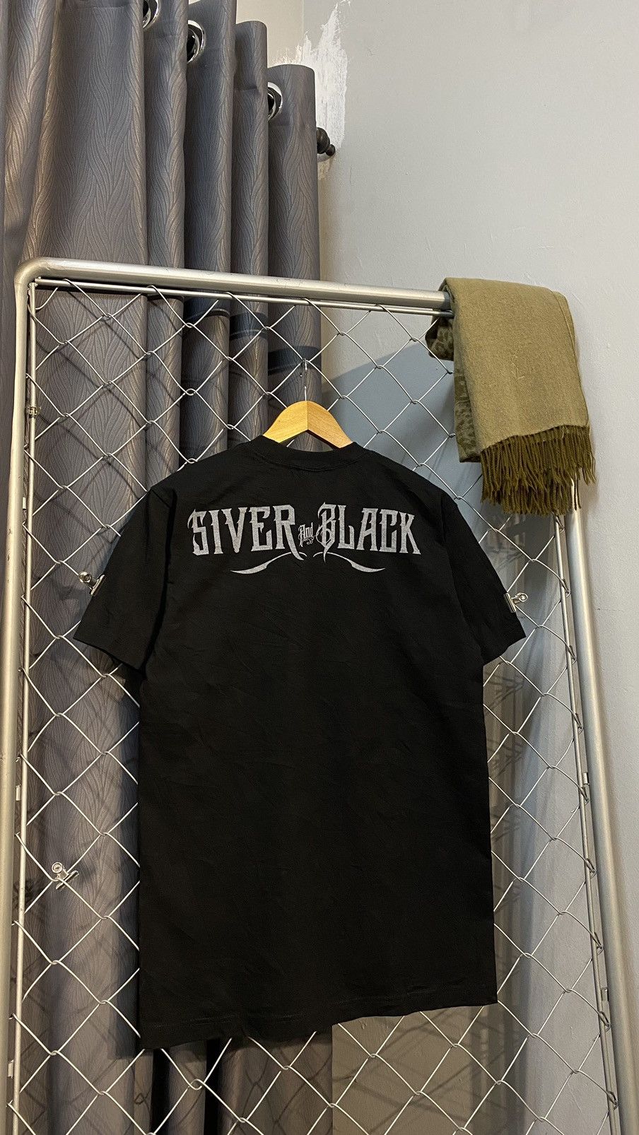 NFL × Vintage BOOTLEG RAIDERS BIG PRINT SOLID CONDITION MEDIUM Size US M / EU 48-50 / 2 - 3 Thumbnail