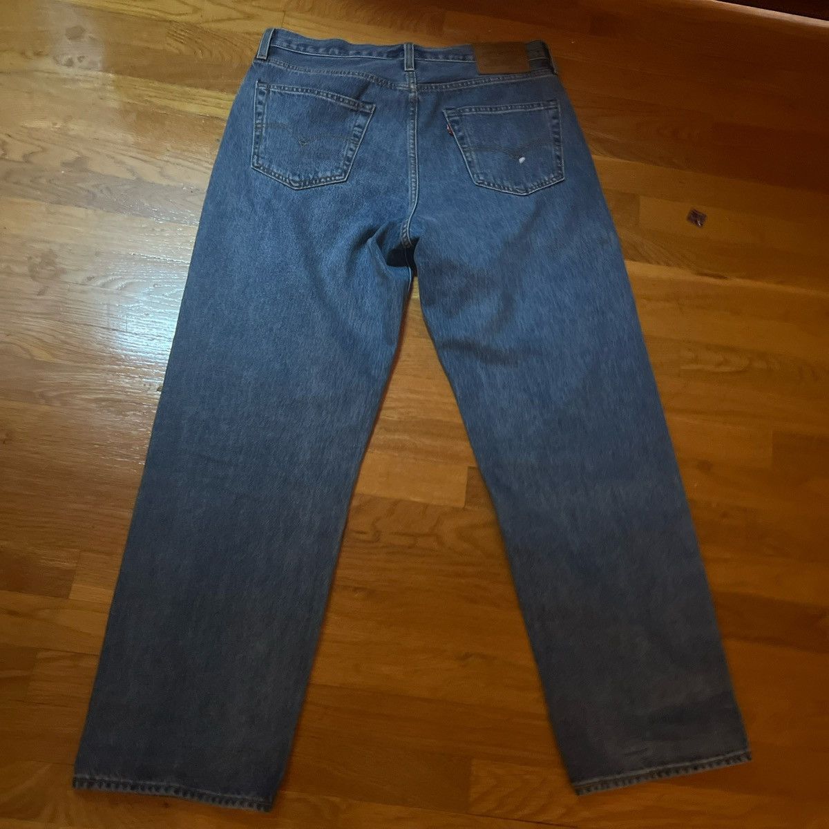 Levi's Brans new premium Levis loose straight size 33/32 Size US 33 - 2 Thumbnail