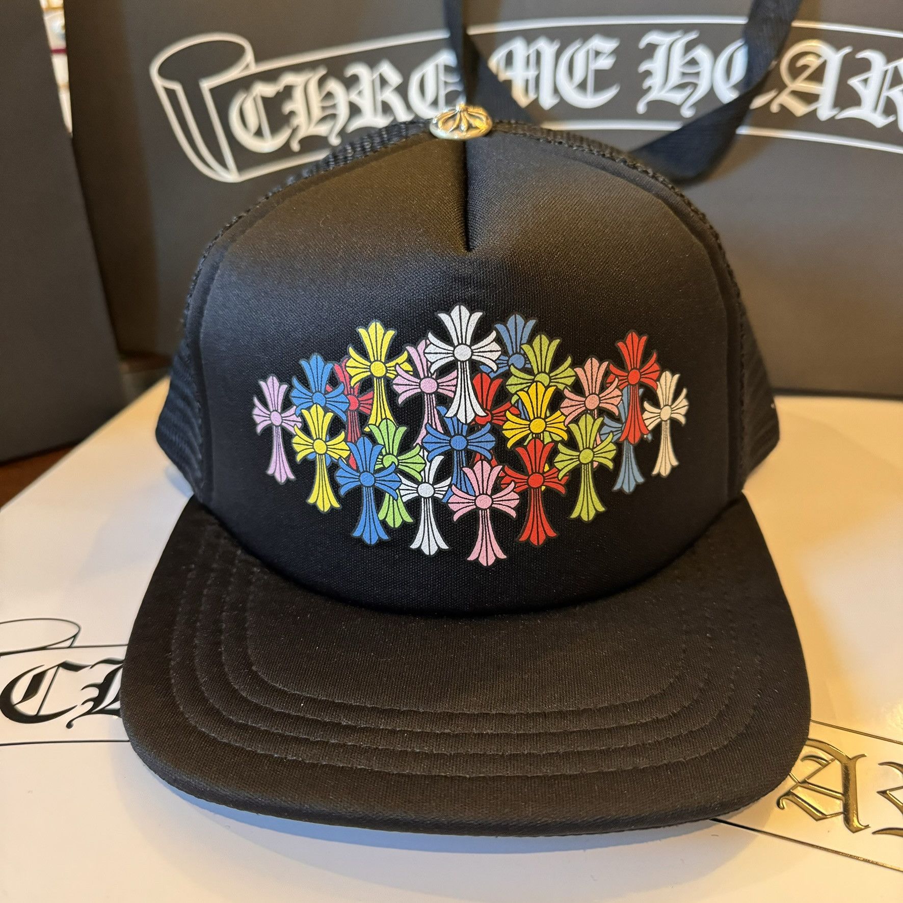 Chrome Hearts Chrome hearts BLACK multi cemetery trucker hat king 