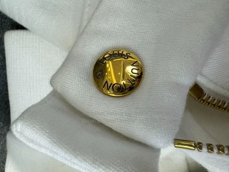 Louis Vuitton Louis Vuitton hoodie Size US L / EU 52-54 / 3 - 3 Thumbnail