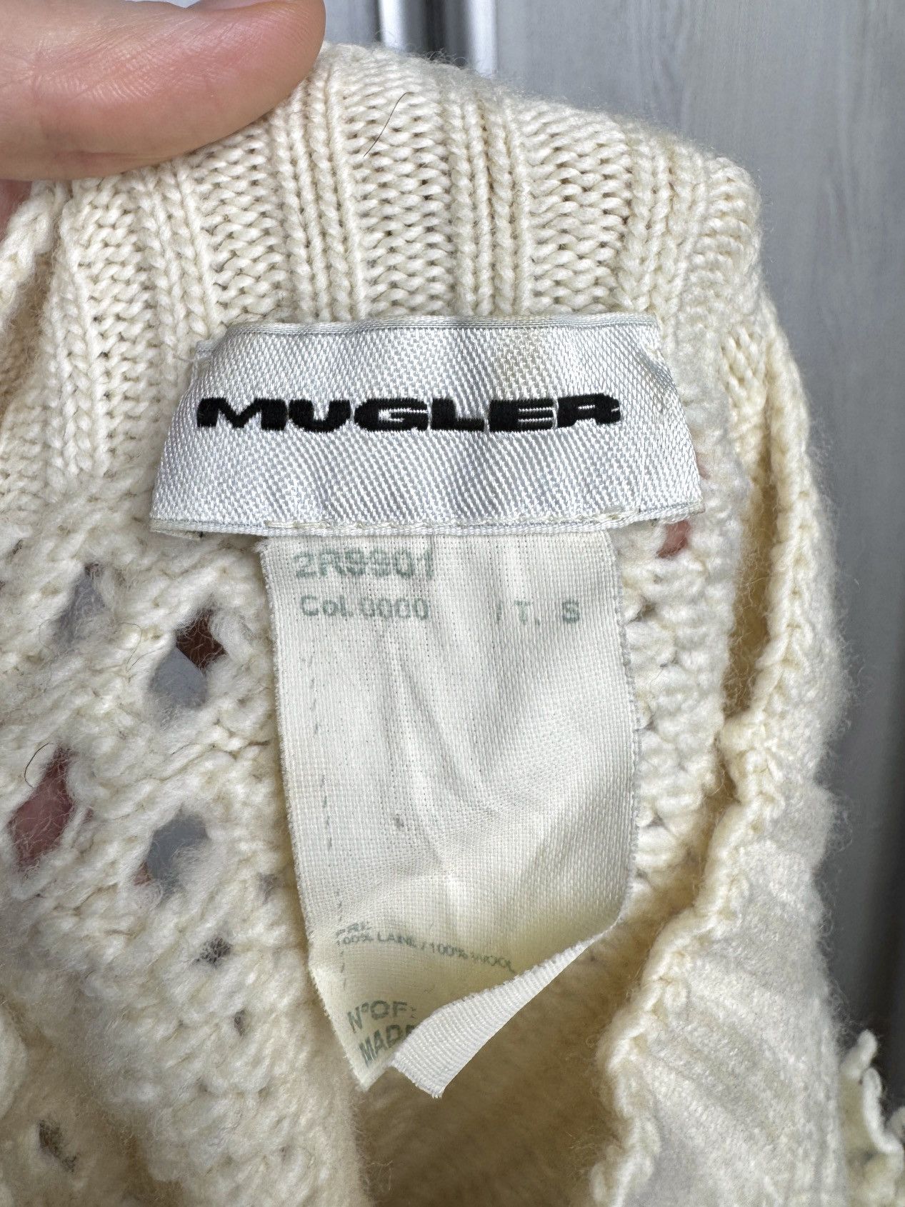 Mugler Mugler wool beige distressed deconstructed sweater size S Size S / US 4 / IT 40 - 9 Thumbnail