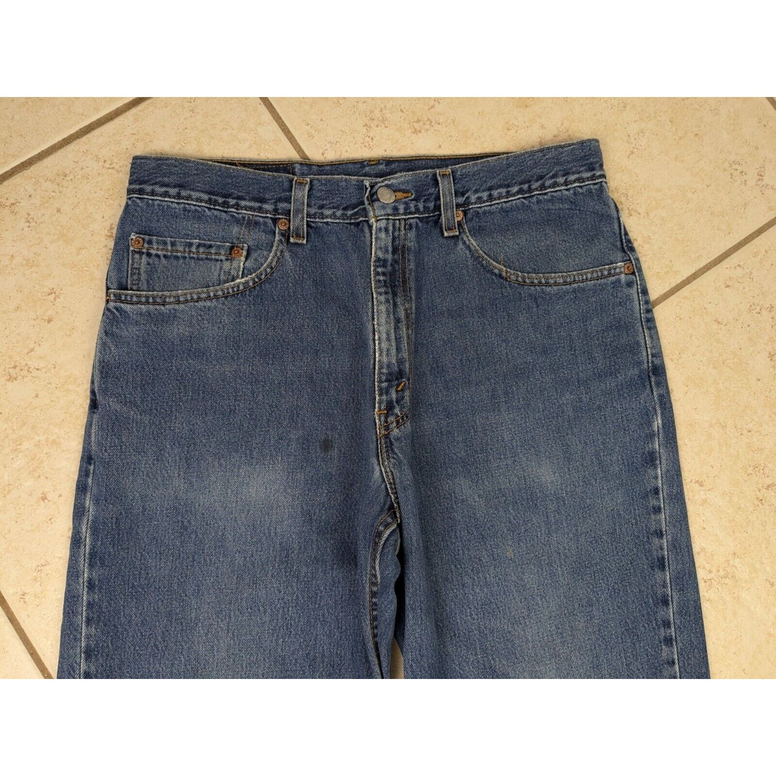 Levi's Vtg 90's Levis Jeans 550 34x32 Relaxed Fit USA Blue Denim Size US 34 / EU 50 - 2 Thumbnail