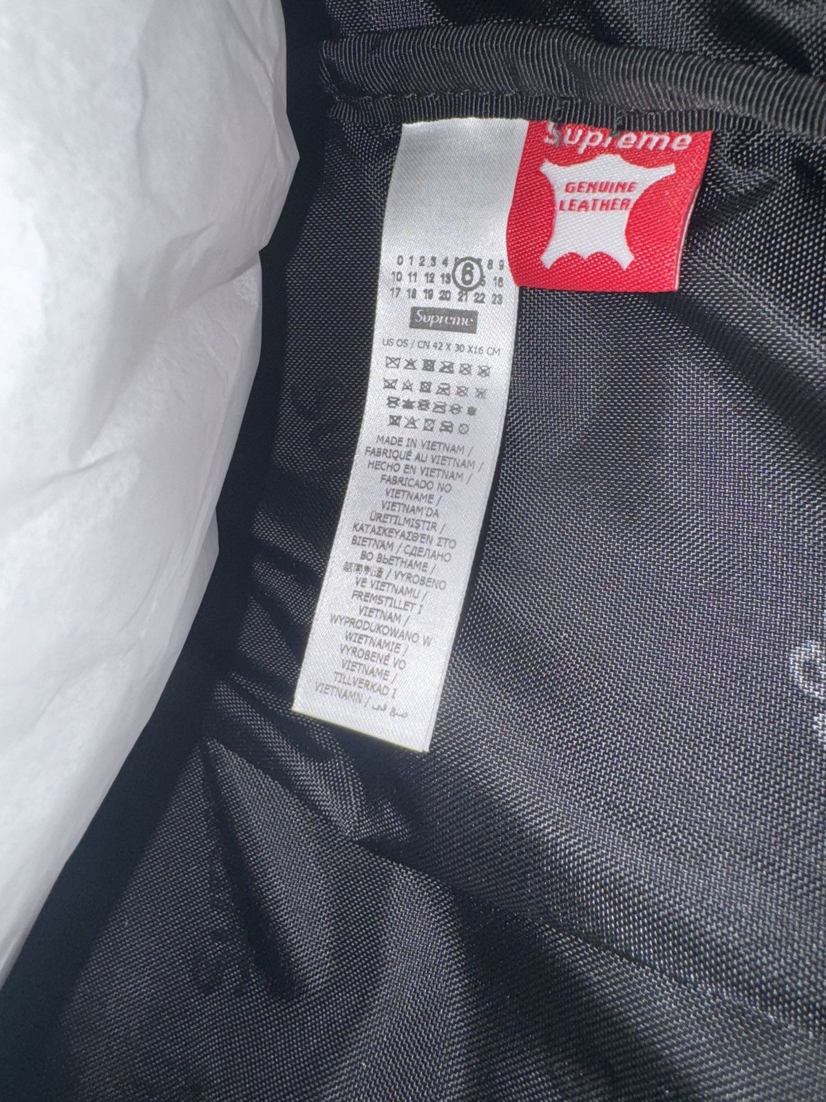 Maison Margiela × Supreme SUPREME X MM6 SS26 BAG Size ONE SIZE - 9 Thumbnail