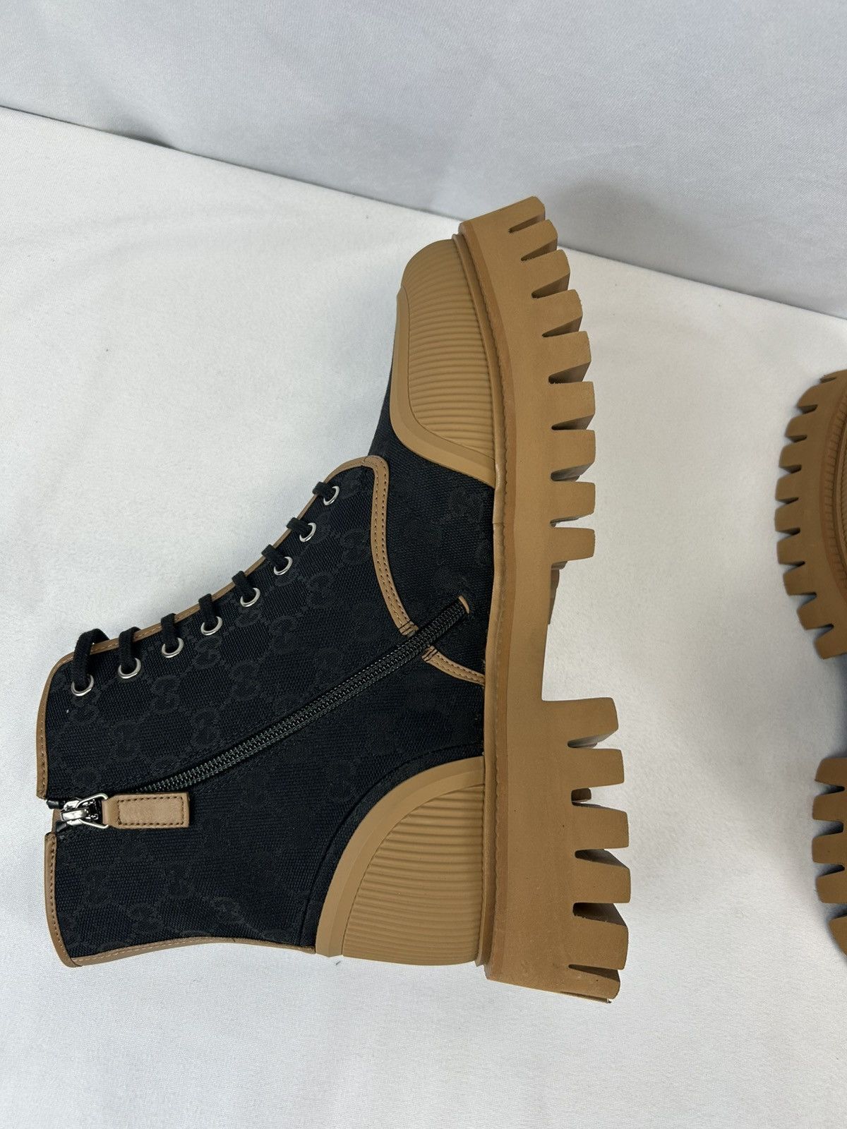 Gucci Gucci GG Canvas Boots Size US 11 / EU 44 - 9 Thumbnail
