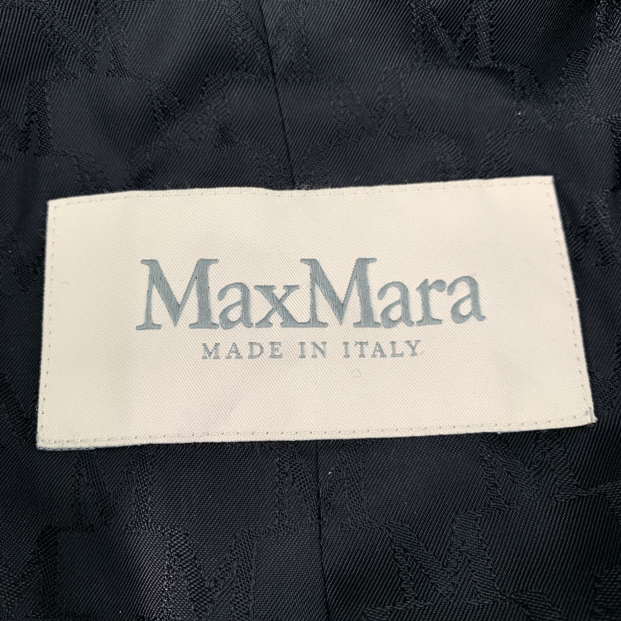 Max Mara MaxMara Double-Breasted Belted Wool & Cashmere Coat Black XS Size XS / US 0-2 / IT 36-38 - 2 Thumbnail