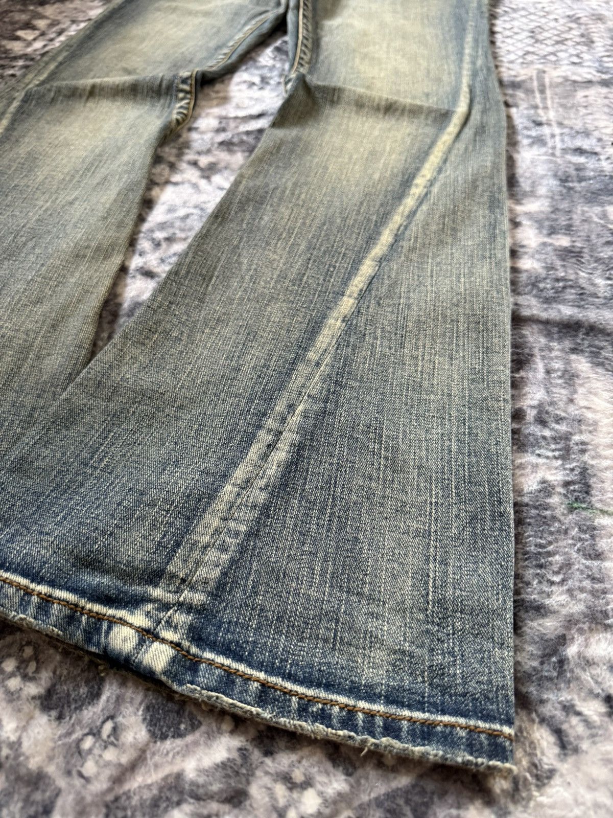 If Six Was Nine YMI Mud Wash Spiral Paneled Studded Flared Jeans Size US 32 / EU 48 - 10 Thumbnail