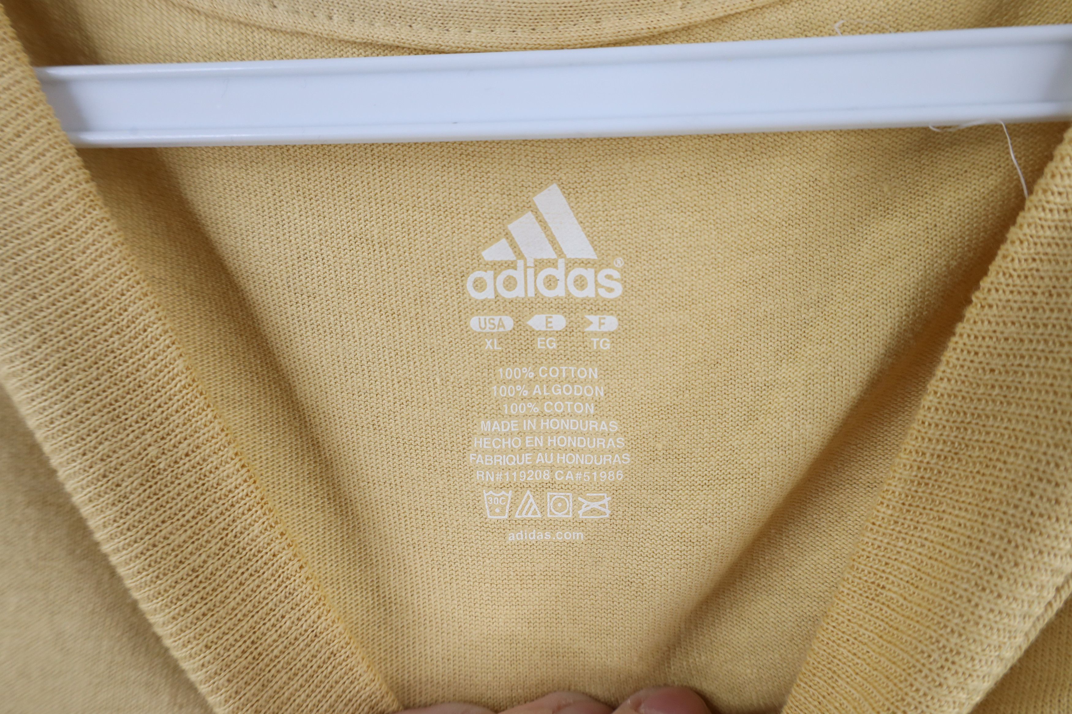 Adidas × Vintage Vintage Adidas Spell Out Notre Dame University T-Shirt Gold Size US XL / EU 56 / 4 - 9 Thumbnail