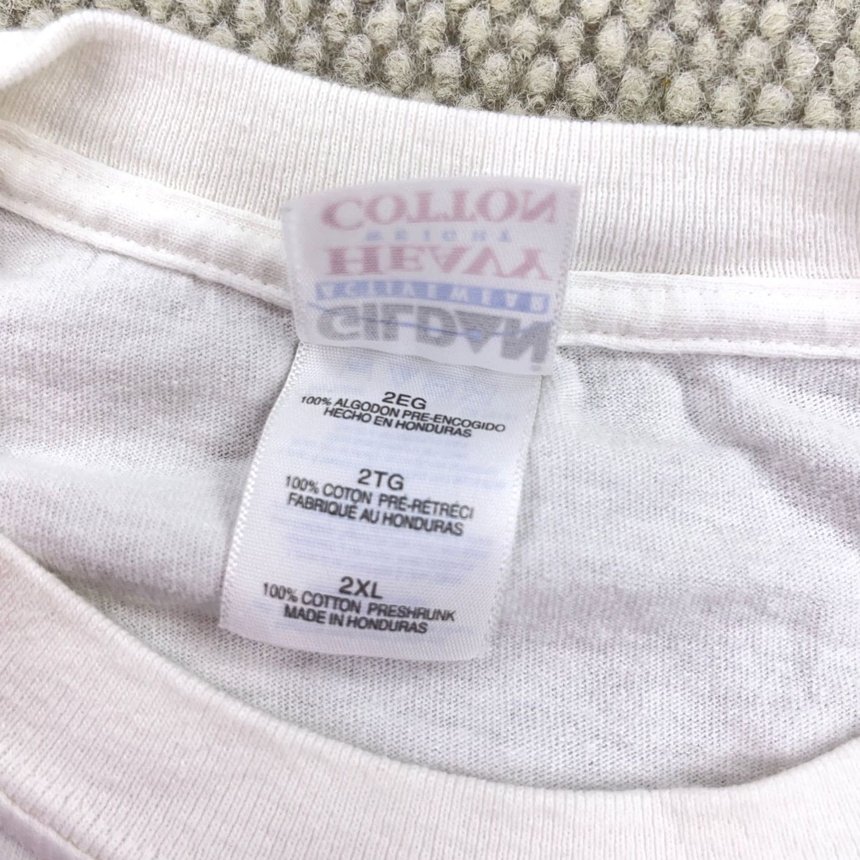 Gildan VINTAGE Kenny Chesney Shirt Men 2XL White Band Tee Country Music Y2K Road Radio Shirt Size US XXL / EU 58 / 5 - 6 Thumbnail