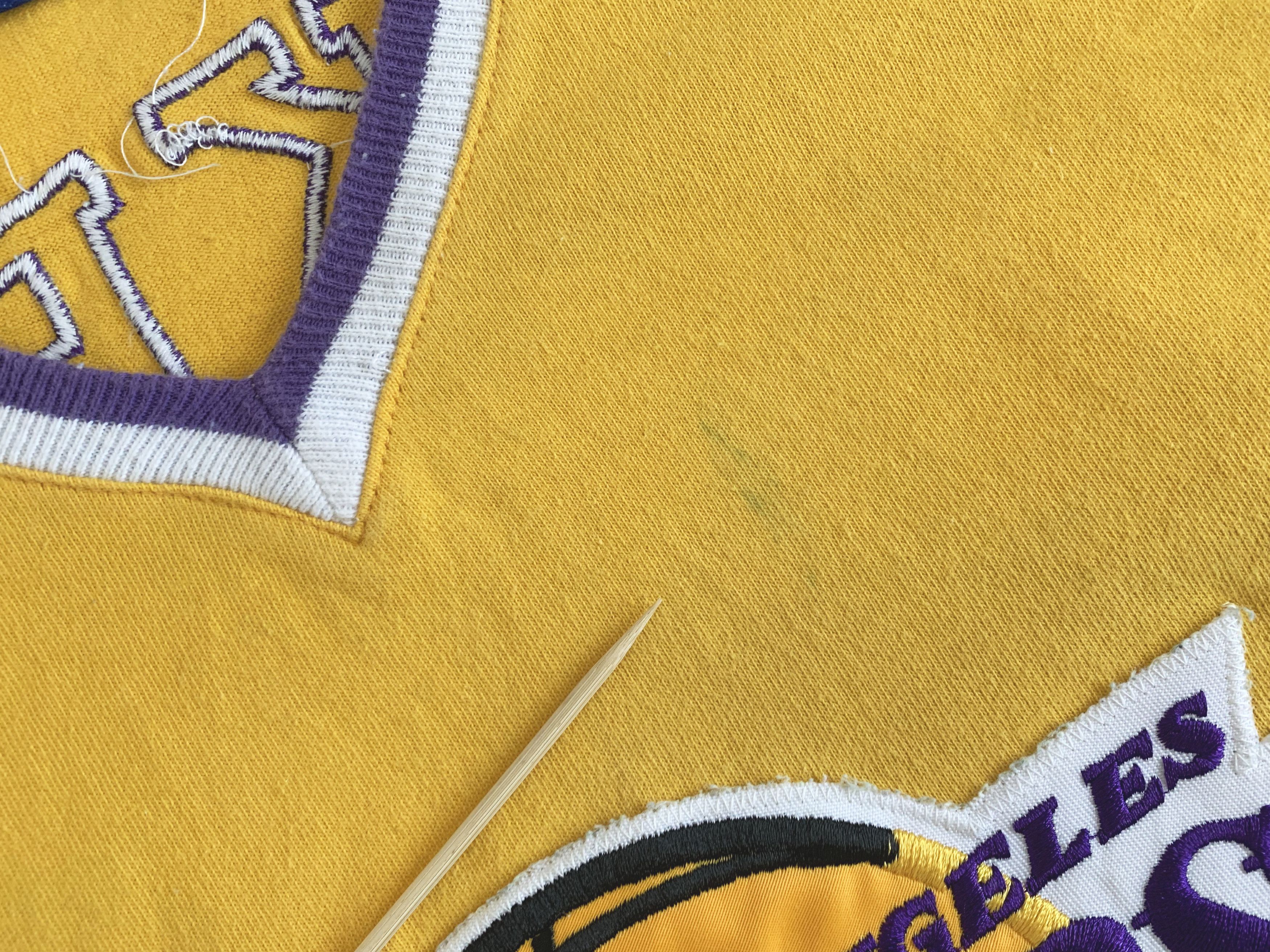 Champion RARE Vintage 90s CHAMPION Lakers Warm Up Shirt Kobe Bryant Size US L / EU 52-54 / 3 - 13 Thumbnail