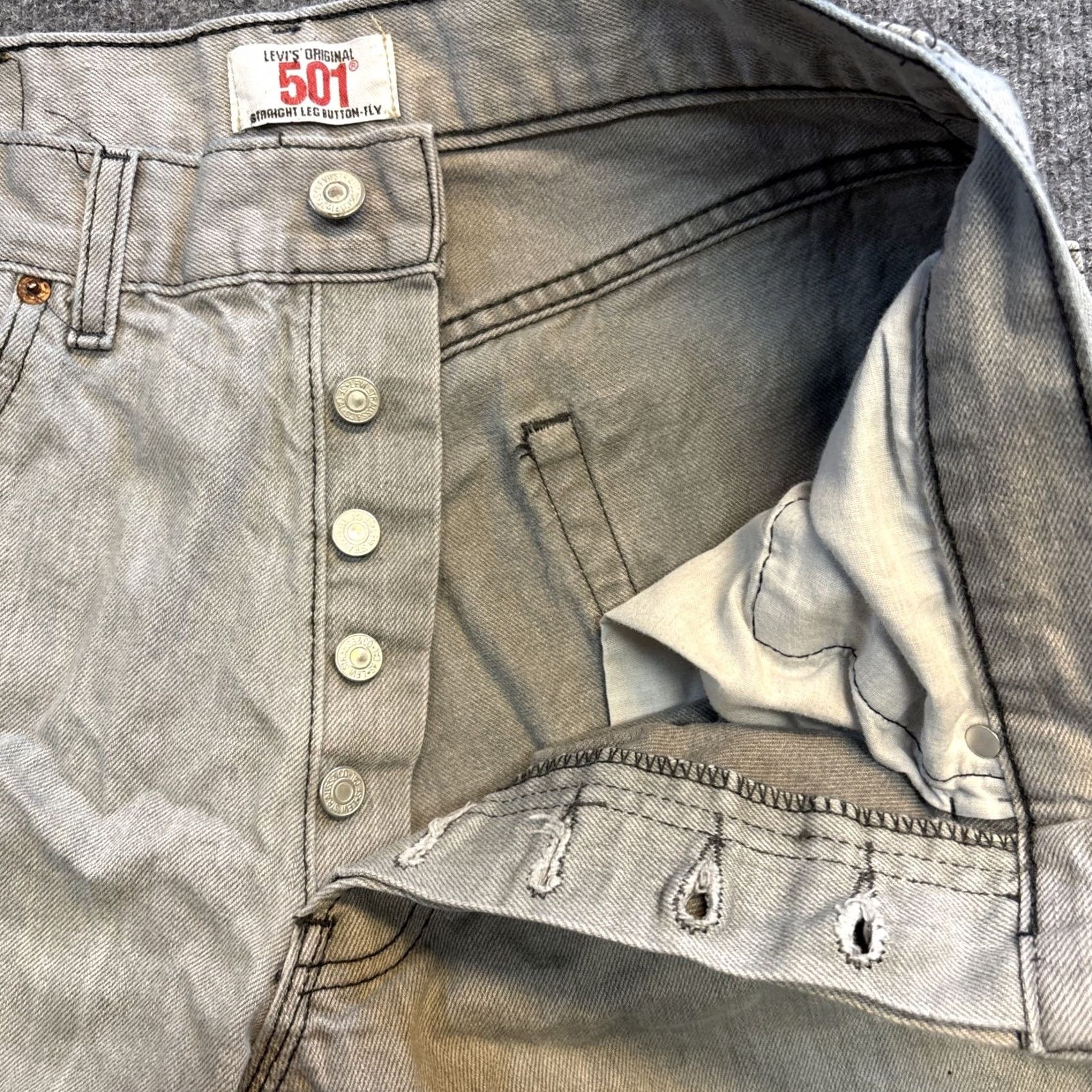 Levi's Levi's 501 Jeans Men 36x30 Button Fly Straight Gray Denim Regular Vintage? No. (Reworded for clarity) Size US 36 / EU 52 - 6 Thumbnail