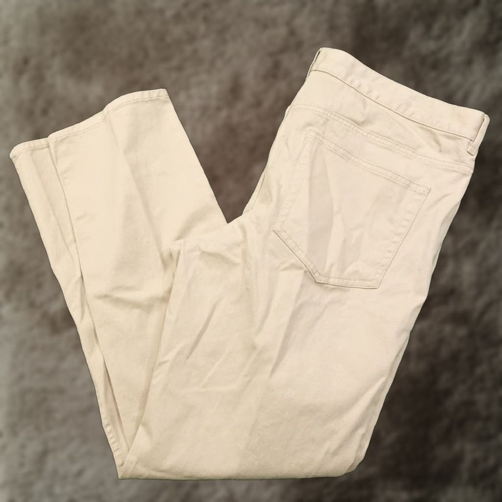 H&M Vintage H&M Men's Slim Fit Beige Khaki Cotton Chino Pants Size 38 Casual Block Pattern Size US 38 / EU 54 - 1 Thumbnail
