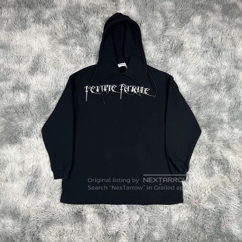 Balenciaga Balenciaga Sanskrit Logo Sweatshirt Size US XS / EU 42 / 0 - 1 Thumbnail