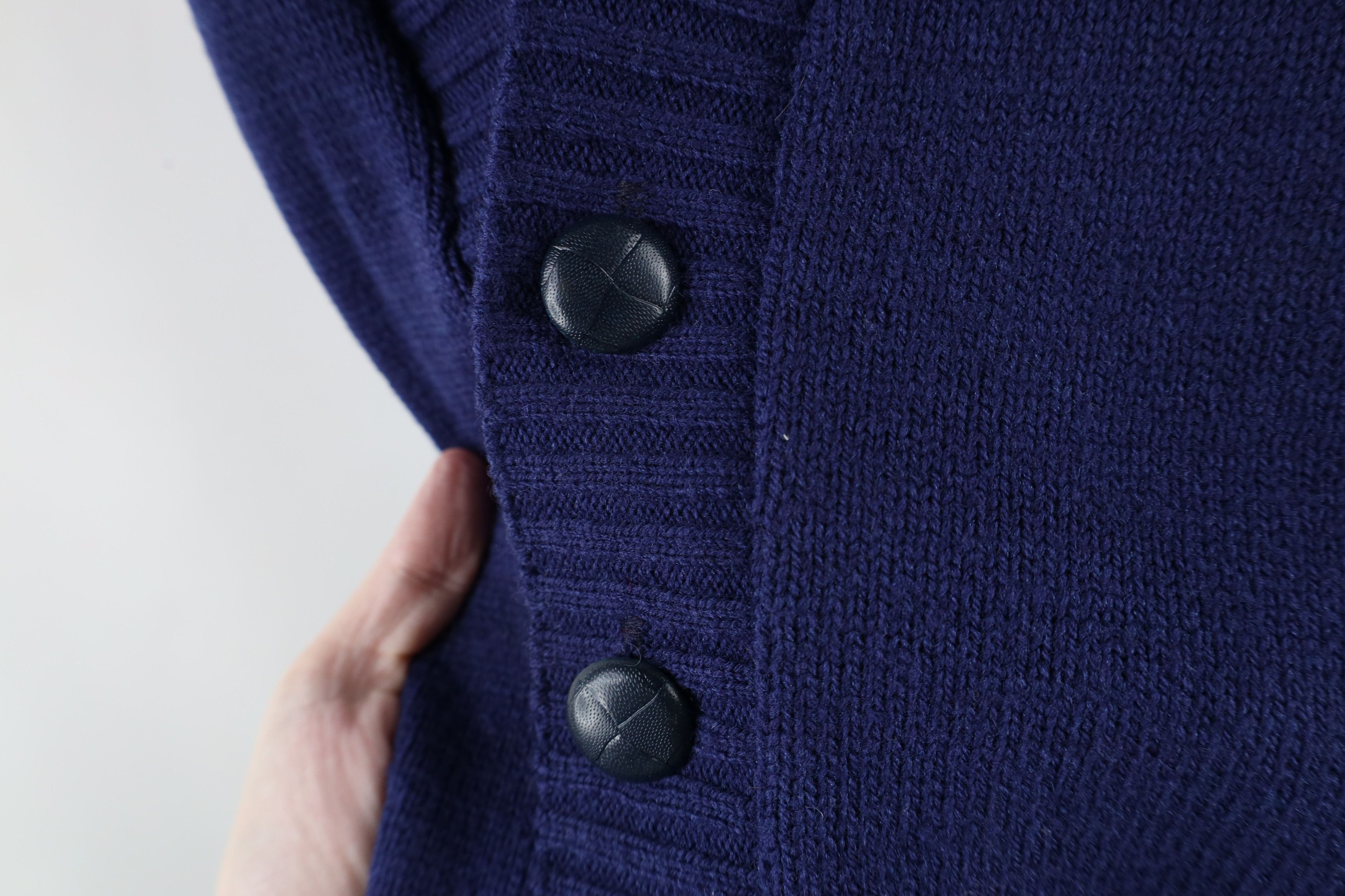 Vintage Vintage 60s 70s Streetwear Cardigan Sweater Vest Navy Blue Size US XL / EU 56 / 4 - 4 Thumbnail