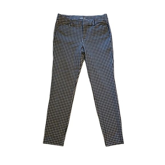 Old Navy Old Navy Black and White Checkered Pixie Ankle Pants Size 4 Size 28" / US 6 / IT 42 - 1 Thumbnail
