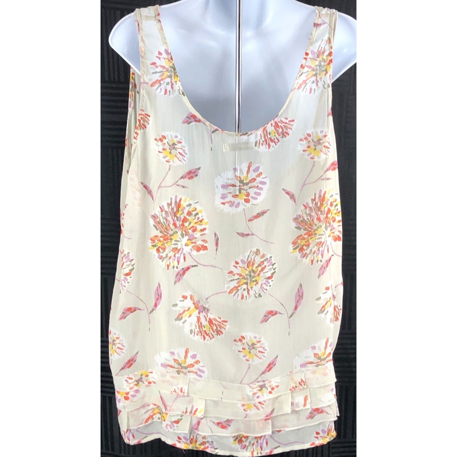 Old Navy Old Navy Sleeveless Tank Top XL Beige Floral Pleated Hem Chiffon Twinset Combo Shirt Women Size XL / US 12-14 / IT 48-50 - 3 Thumbnail
