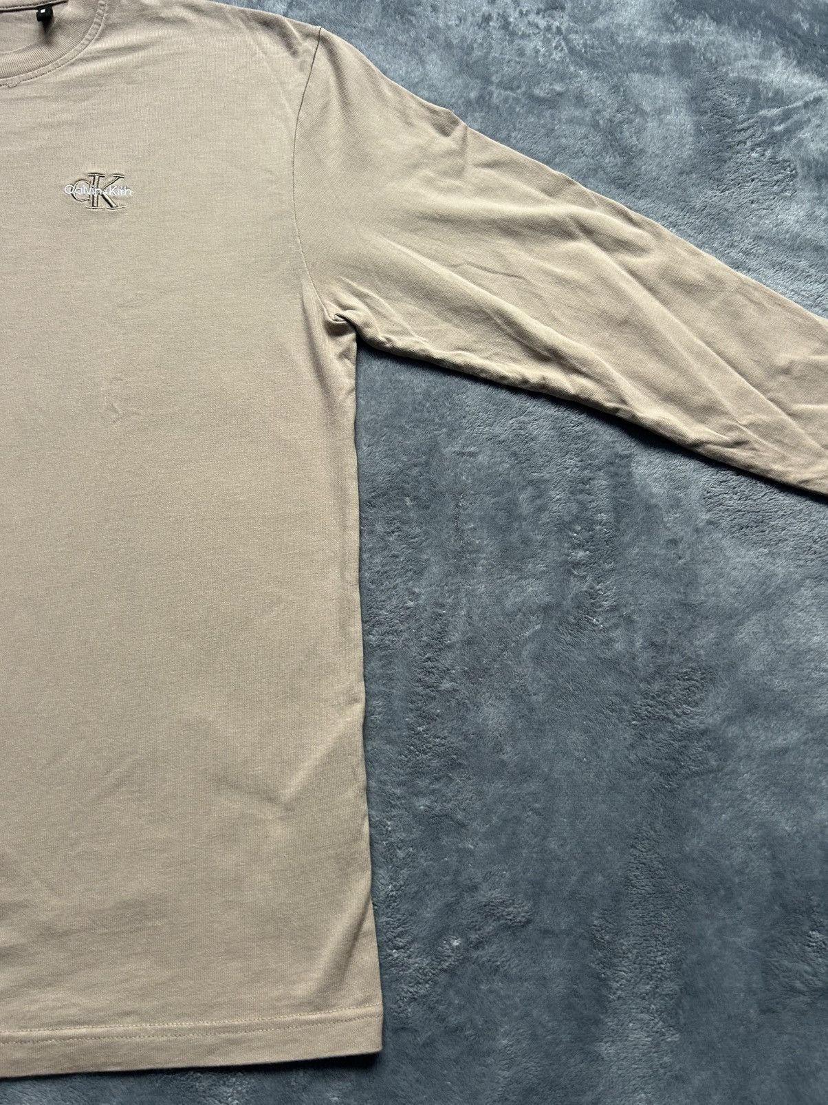 Calvin Klein × Kith Kith x Calvin Klein L/S Lax Tee 'Molecule' FW21 — Size Small Size US S / EU 44-46 / 1 - 7 Thumbnail