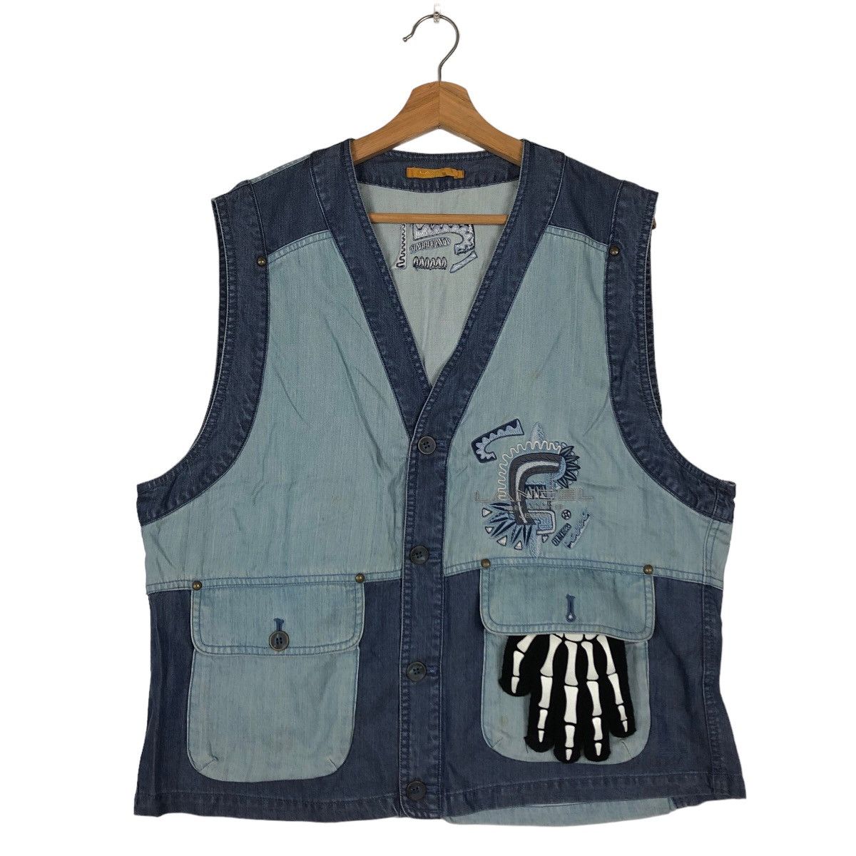 Japanese Brand 🔥Vintage Vest Lancel Spell Out Cartoon Network Size US M / EU 48-50 / 2 - 2 Thumbnail
