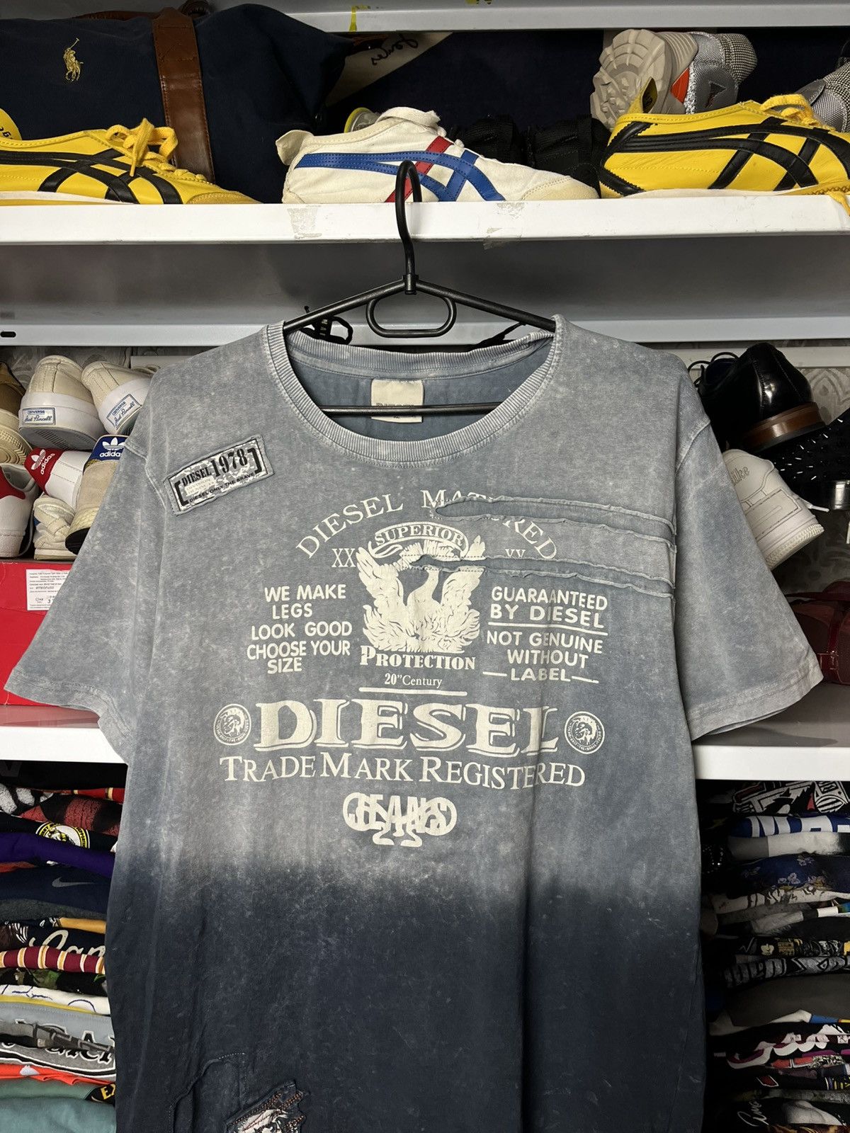Diesel Vintage Diesel T-Shirt Big Logo 2000s Hype Y2K XL size Size US XL / EU 56 / 4 - 2 Thumbnail