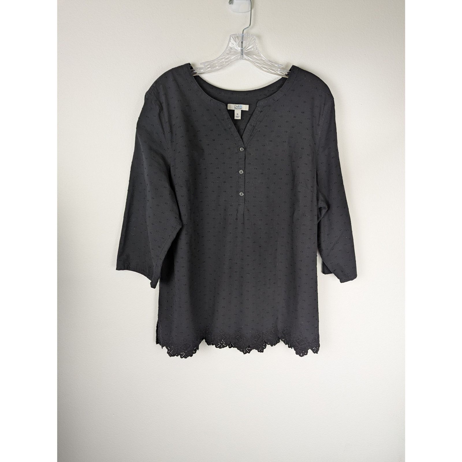 Croft & Barrow Black Eyelet 100% cotton lace trim tunic Sz XL 3 button Size XL / US 12-14 / IT 48-50 - 2 Thumbnail