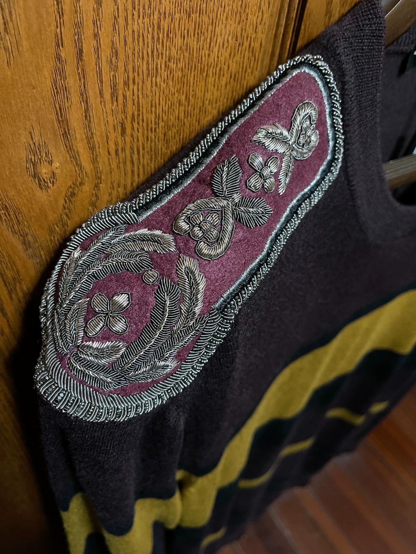 Dolce & Gabbana Dolce&Gabbana Oversized Wool Beaded Epaulettes Sweater Size US L / EU 52-54 / 3 - 4 Thumbnail