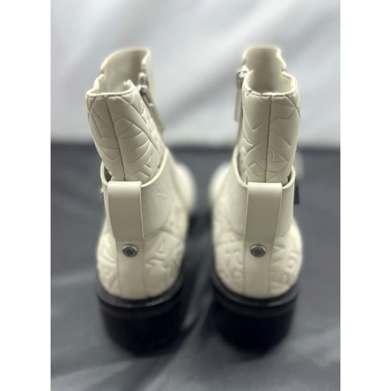 Karl Lagerfeld Karl Lagerfeld Paris Vara Buckled Zip Ankle Boots White Women’s 9.5 Fashion Bootie Ladies 9.5 Size US 10 / IT 40 - 5 Thumbnail