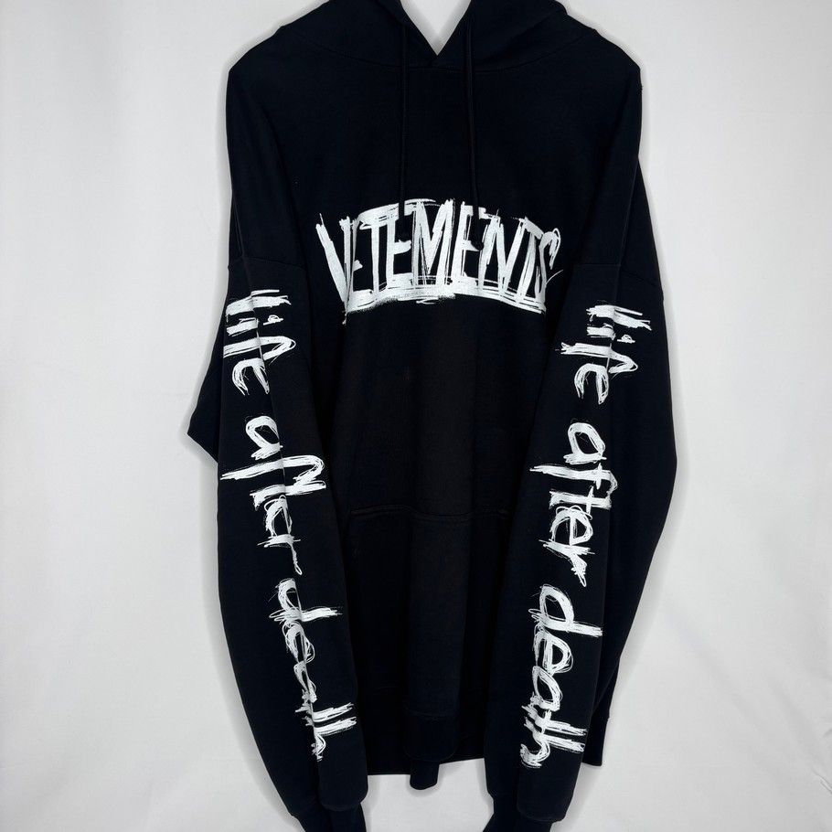 Vetements Vetements World Tour Hoodie 2021 | Grailed
