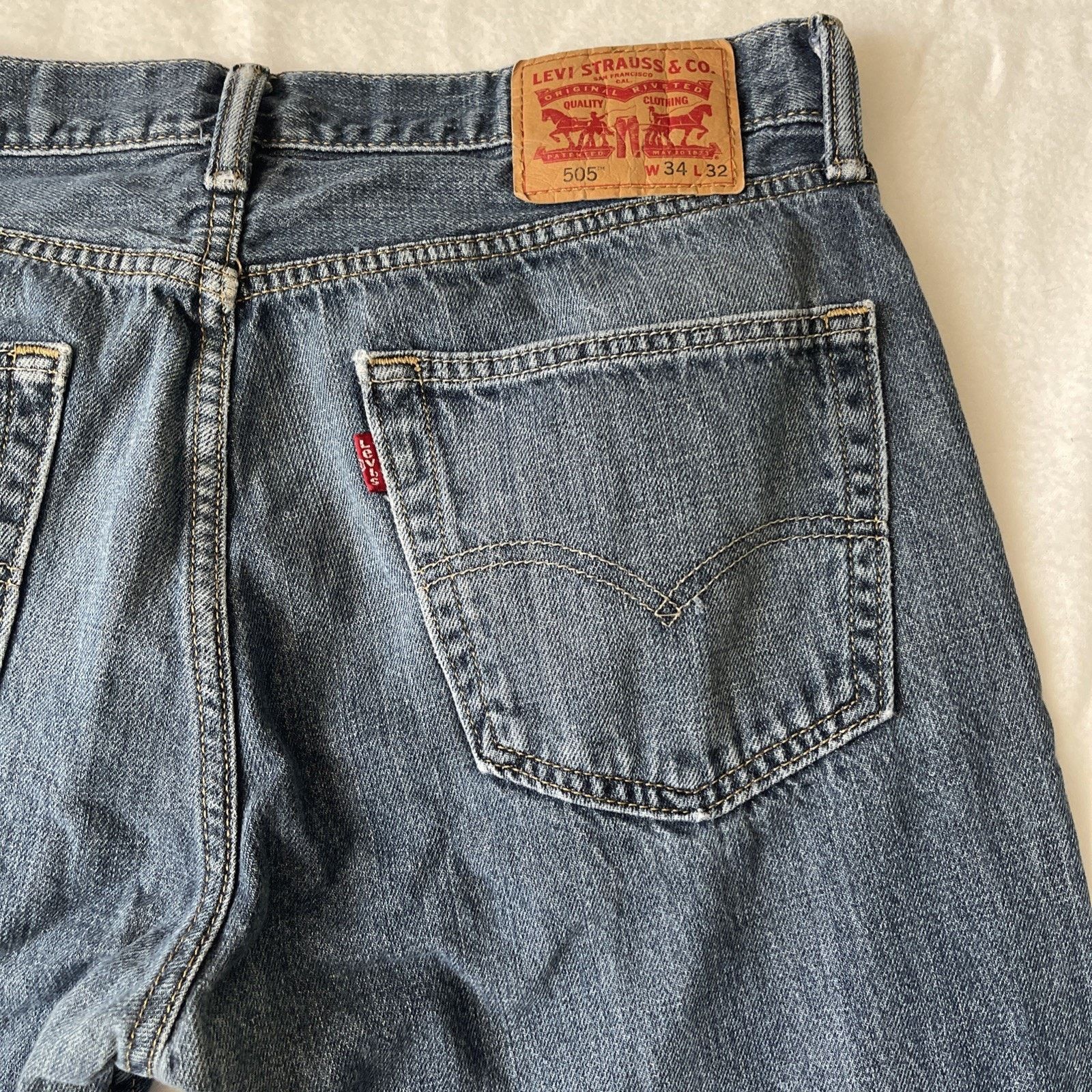 Levi's Levis Jeans Men's 34x 32” Blue 505 Regular Straight Size US 34 / EU 50 - 4 Thumbnail